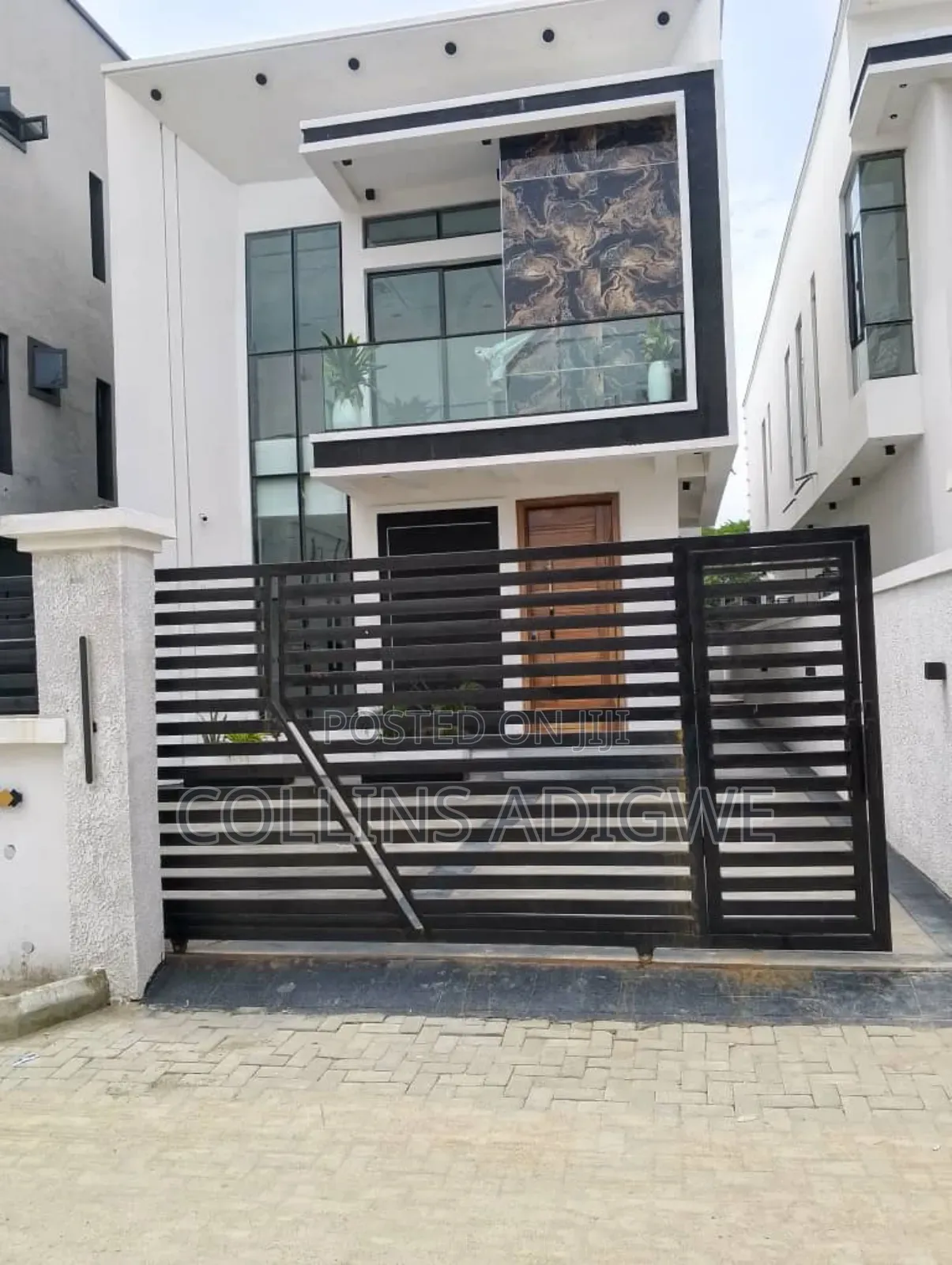 5bdrm Duplex in Chevron Alternative for sale in Chevron