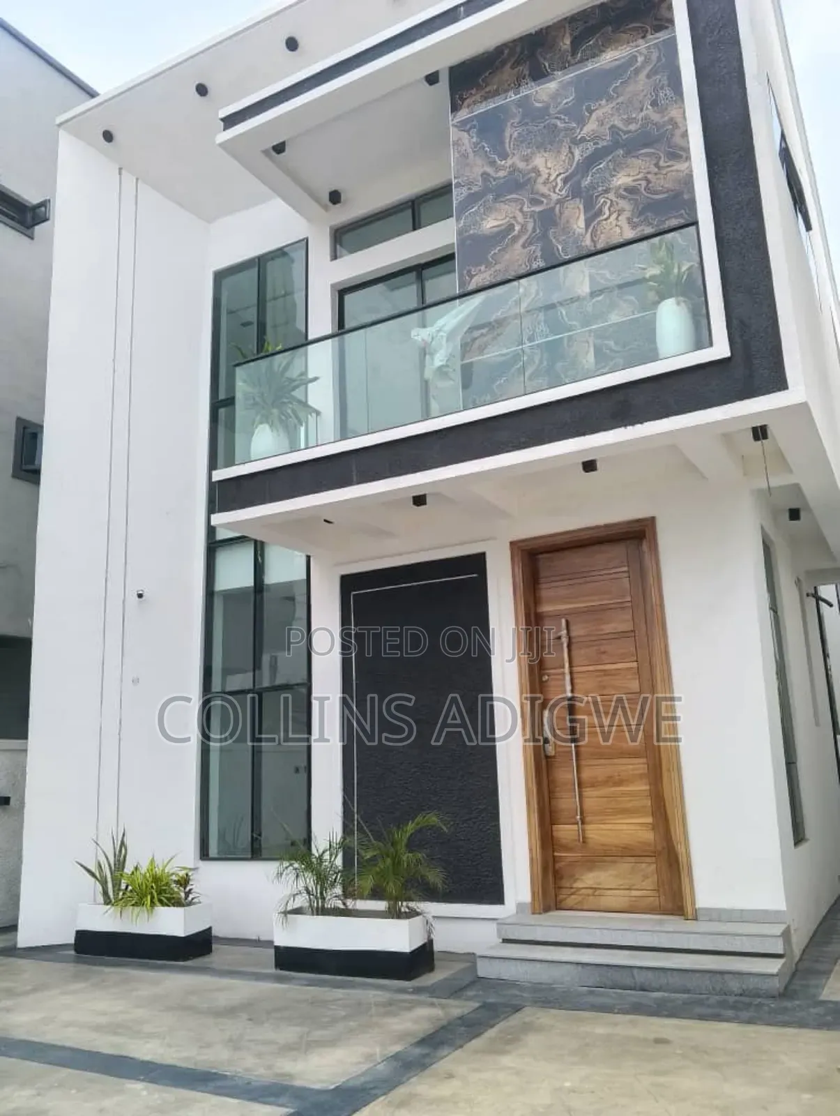 5bdrm Duplex in Chevron Alternative for sale in Chevron