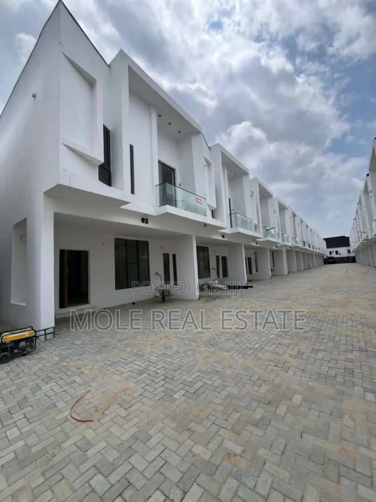 Furnished 4bdrm Duplex in Spar Rd, Lekki for sale in Lekki