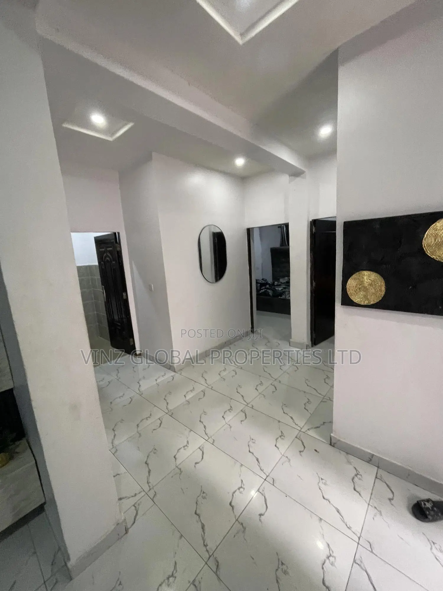 Exquisite 2 Bedroom Apartment With Inverter Back Up Power in Lekki