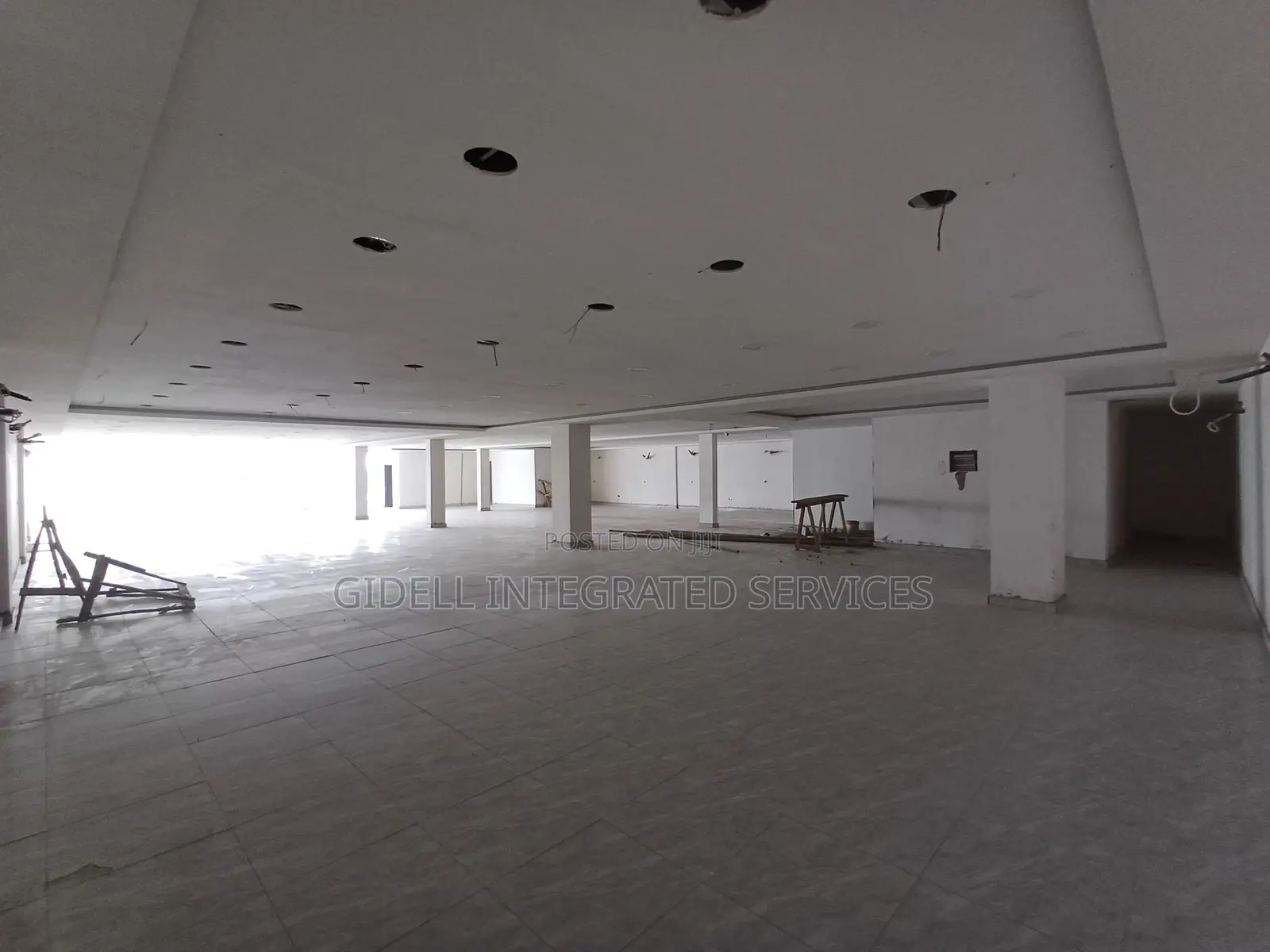 Serviced 400sqm Office/ Shop Space on the Third Floor in Wuse 2