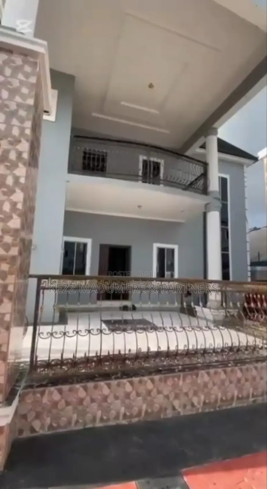 6bdrm Duplex in Radio Estate Nta for sale in Port-Harcourt