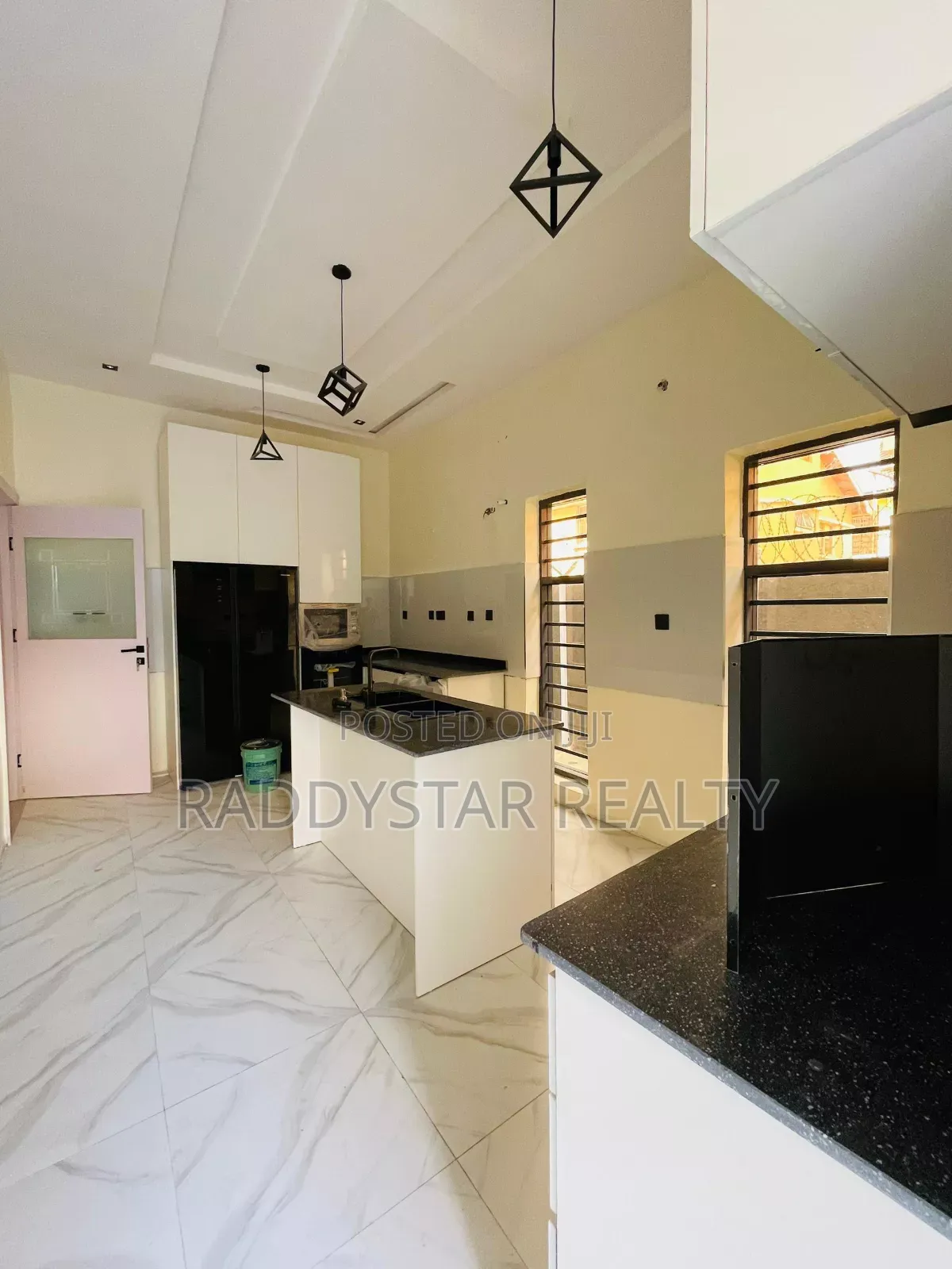 4bdrm Duplex in GRA Phase 2 Shangisha for sale in GRA Phase 2 Shangisha