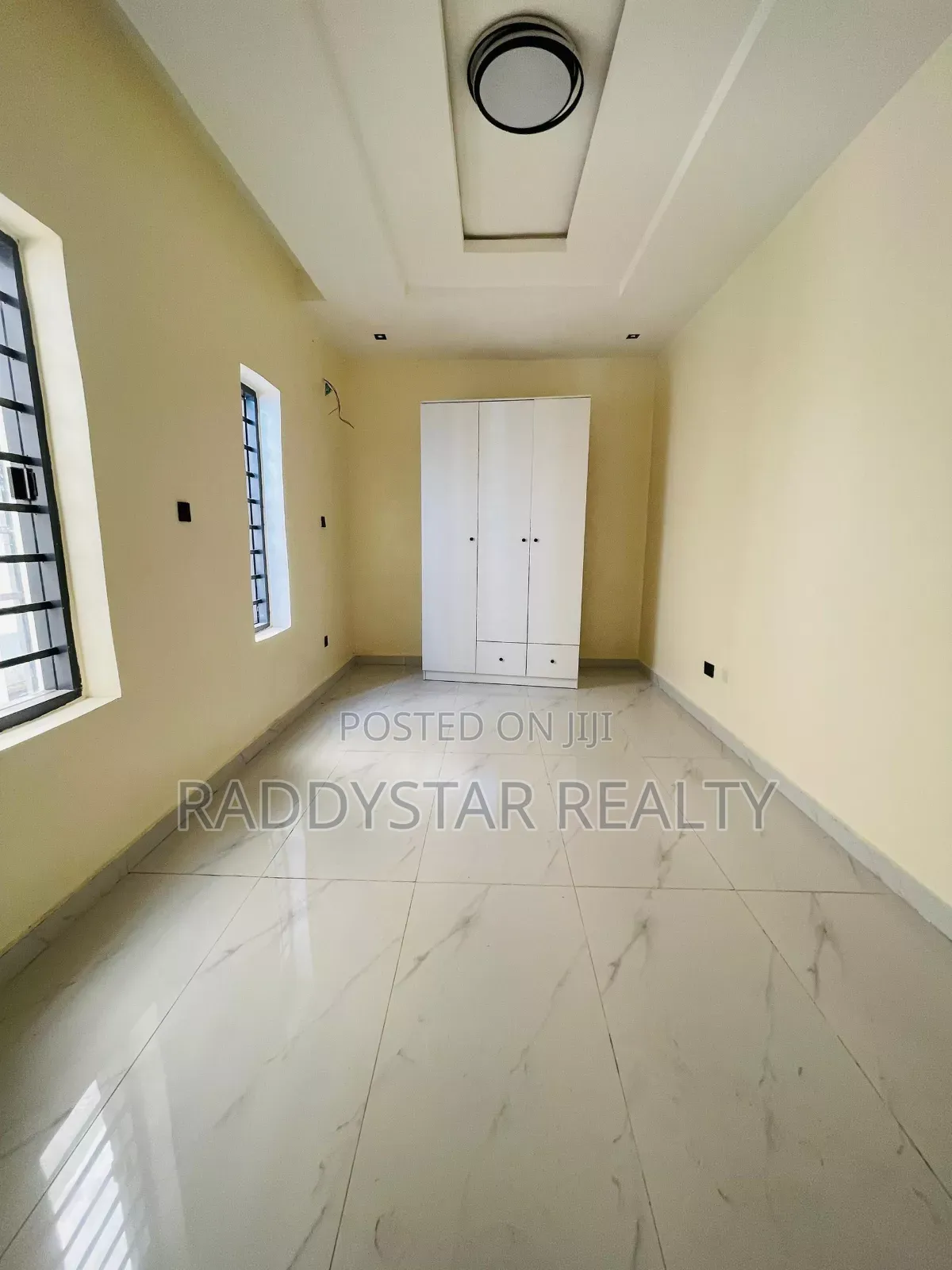 4bdrm Duplex in GRA Phase 2 Shangisha for sale in GRA Phase 2 Shangisha