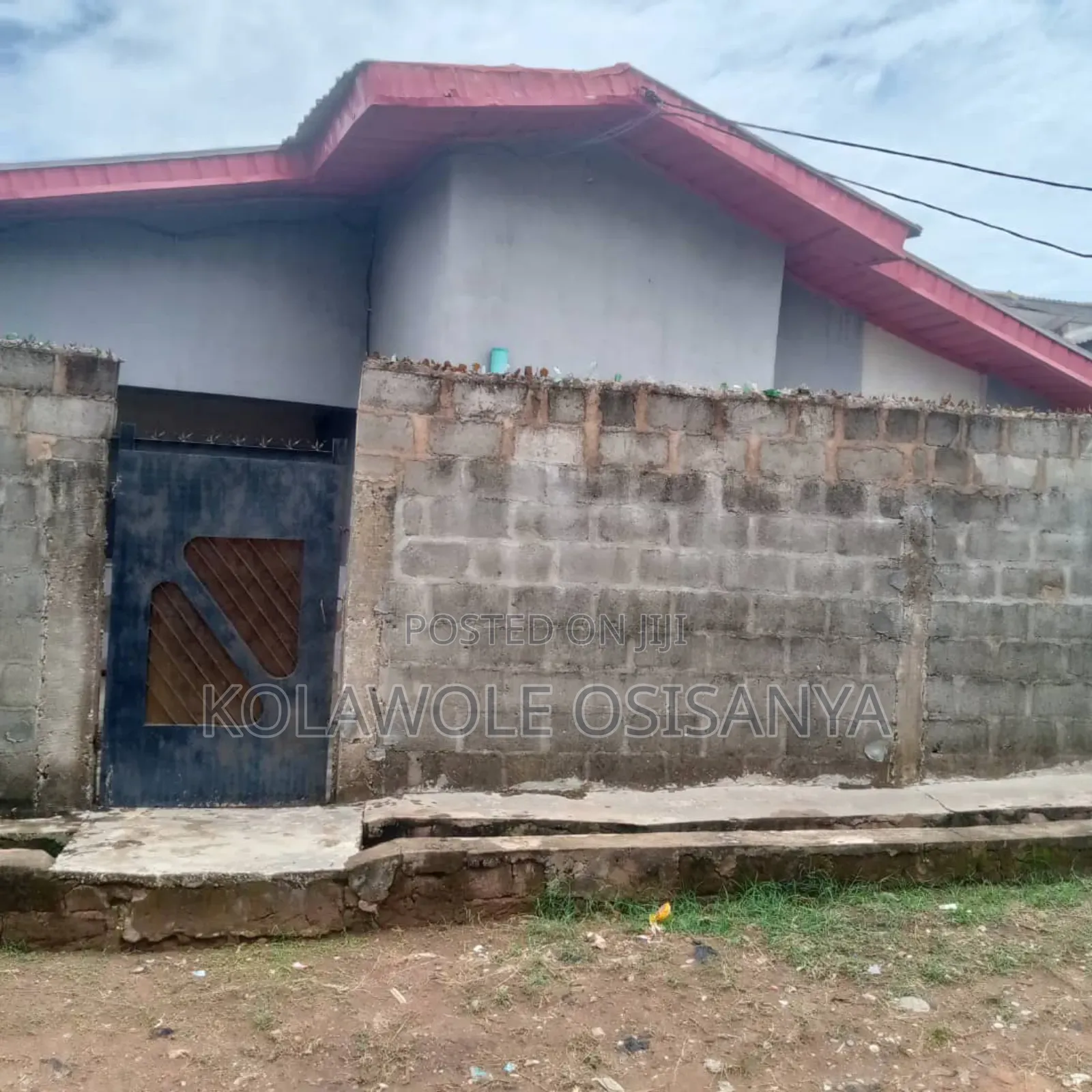 2bdrm Bungalow in Iyawo Estate, Akesan for sale in Akesan