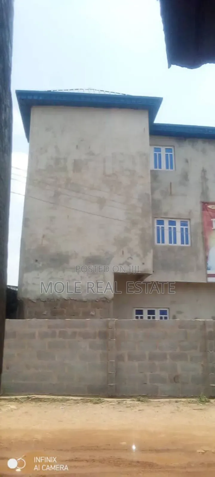 Furnished 3bdrm Block of Flats in 600, Mile 12 for sale in Mile 12