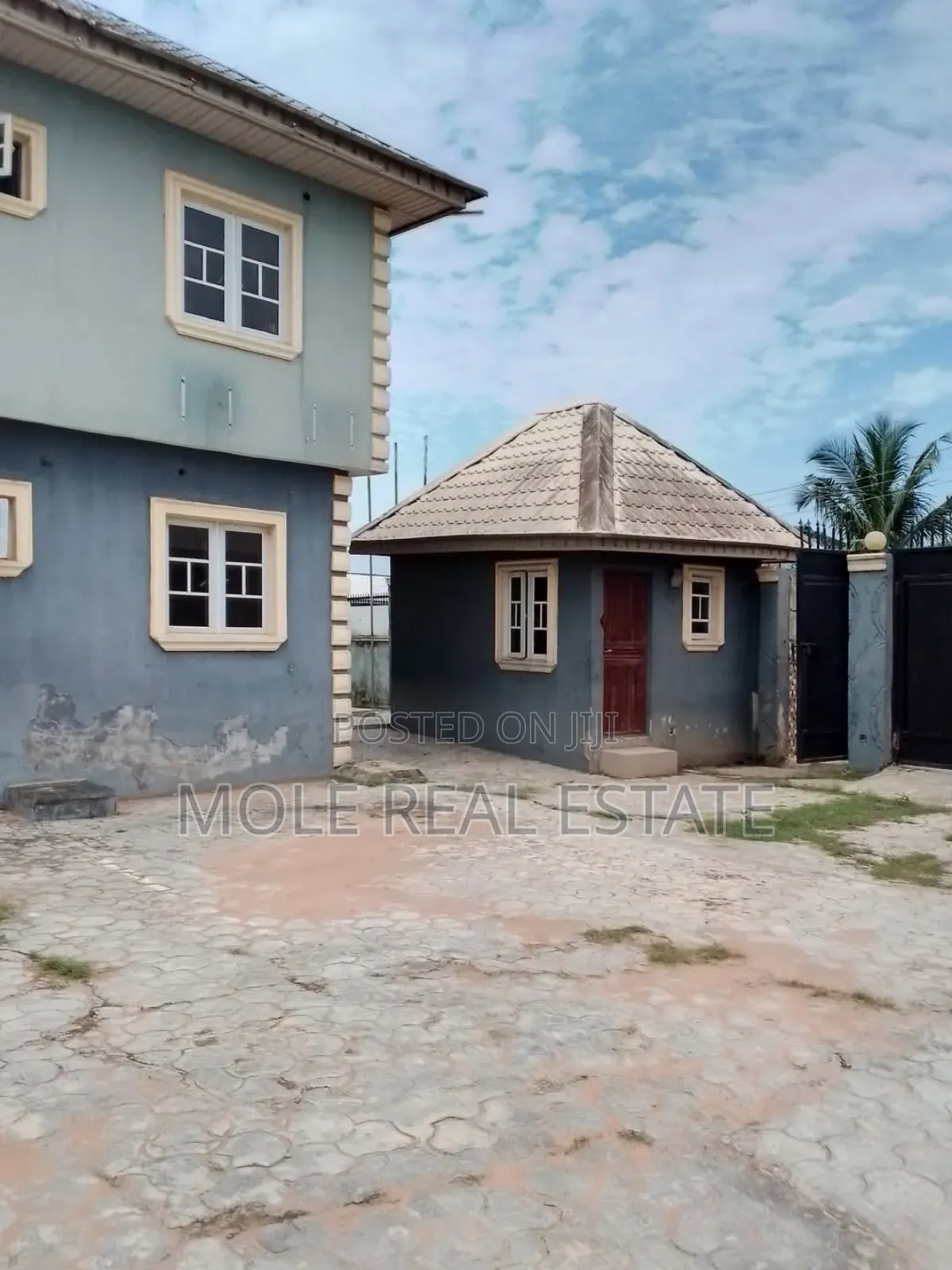 2400sqm (4 Plots ) 26 Room Funt. Hotel Pool Aton Ogun State in Ado-Odo/Ota