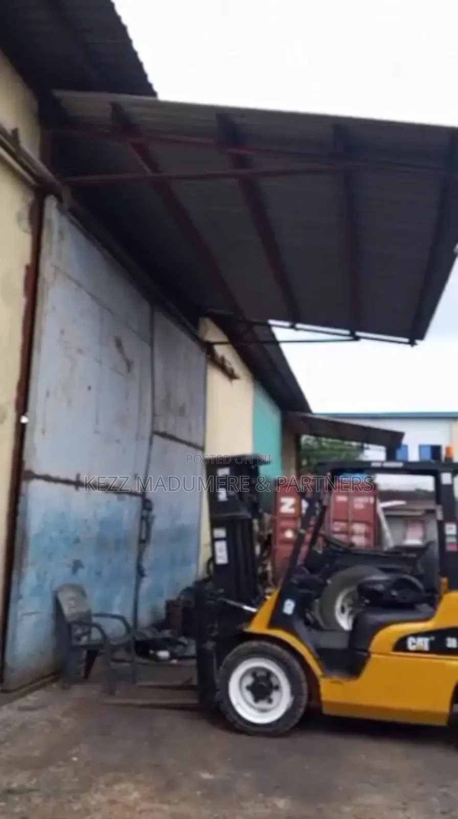 For Sale: 30 Plots With 5 Warehouses at Trans Amadi Ph in Port-Harcourt