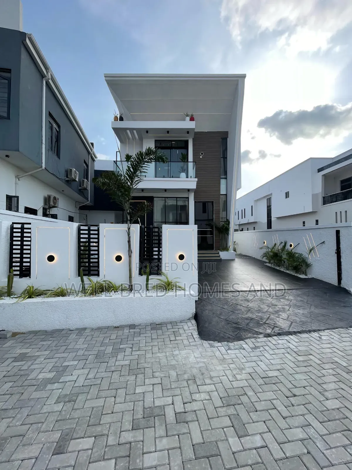 5bdrm Duplex in Ajah Lekki Lagos for sale in Lekki