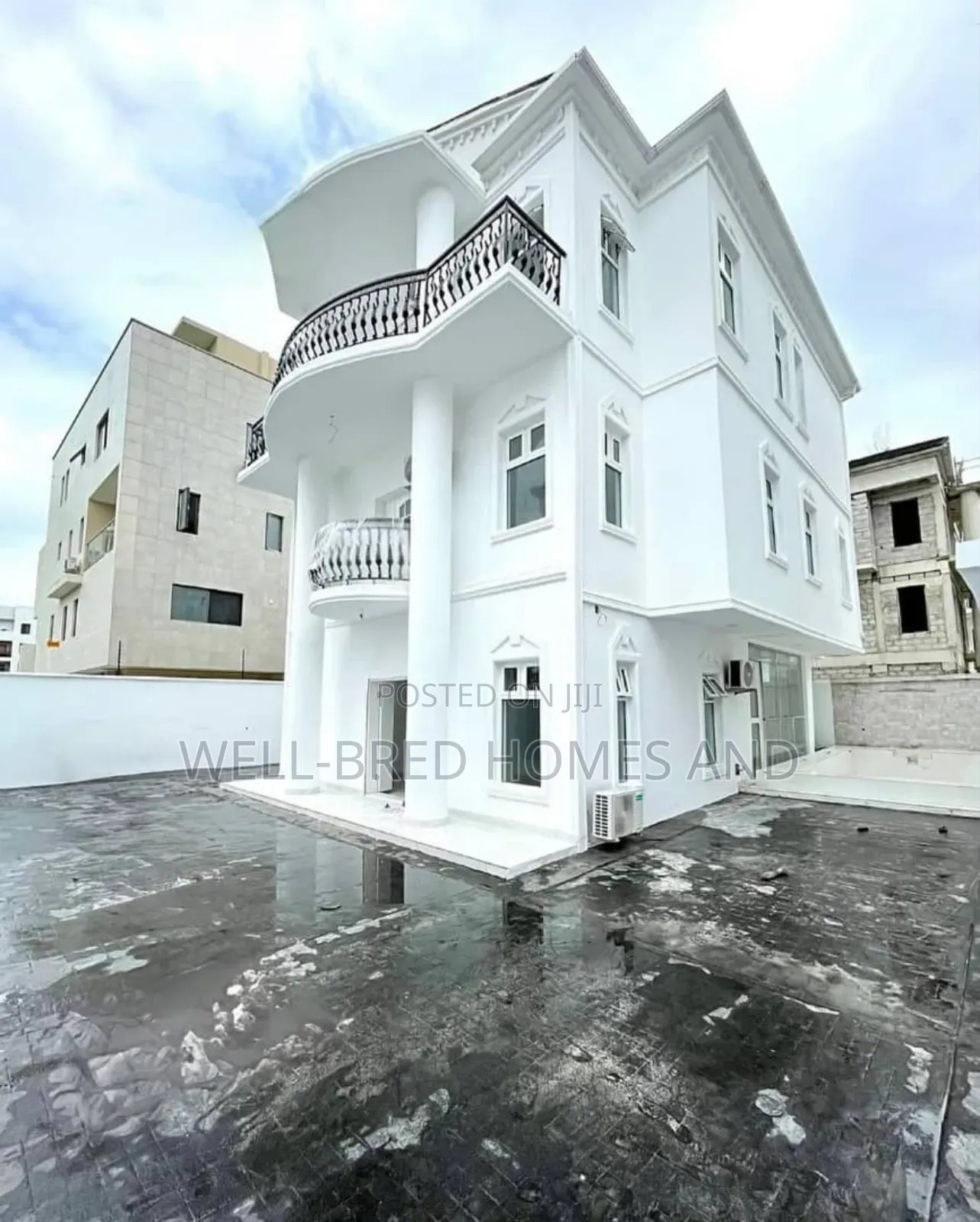 4bdrm Duplex in Banana Island Lagos for sale in Banana Island