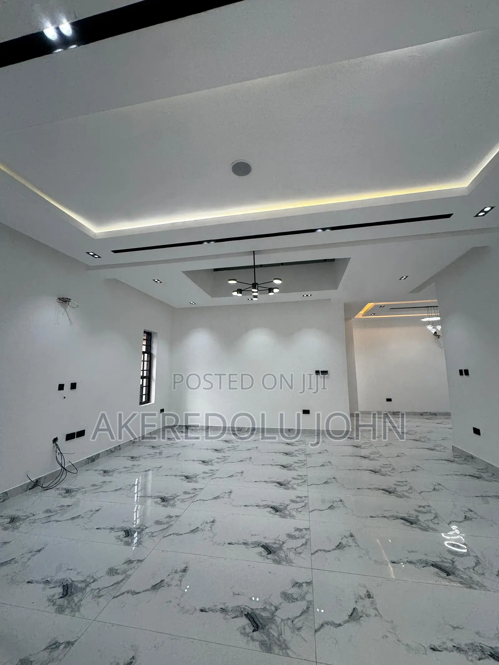 5bdrm Duplex in Apo Resettlement for sale in Apo Resettlement