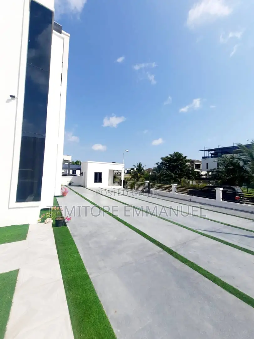Furnished 5bdrm Duplex in Osapa london for sale in Osapa london