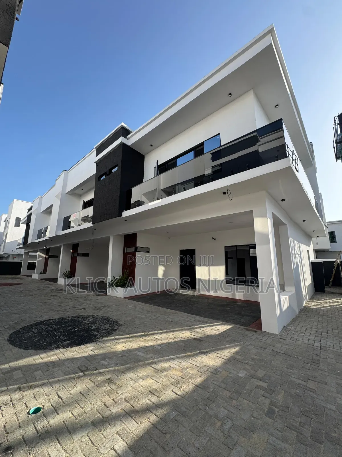 Furnished 3bdrm Townhouse/Terrace in Lekki for sale in Lekki