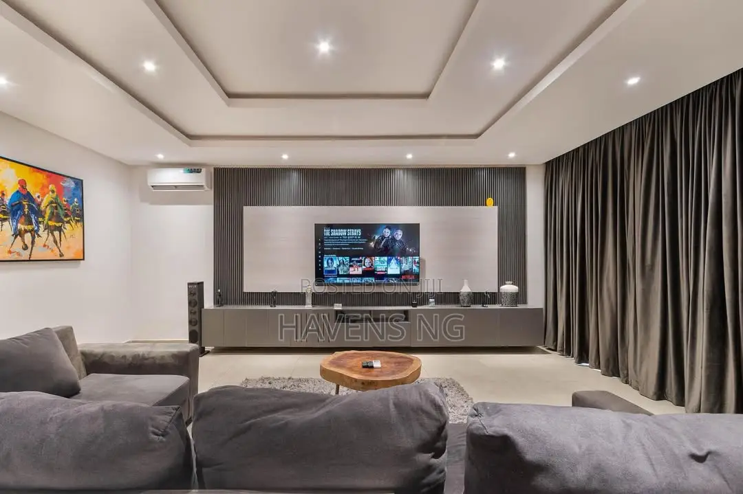 Lovely 4-Bedroom Duplex With Modern Facilities in Lekki Phase 1