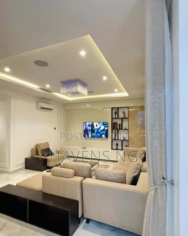 Beautiful 4-Bedroom Duplex With Pool Snooker Board in Lekki Phase 1