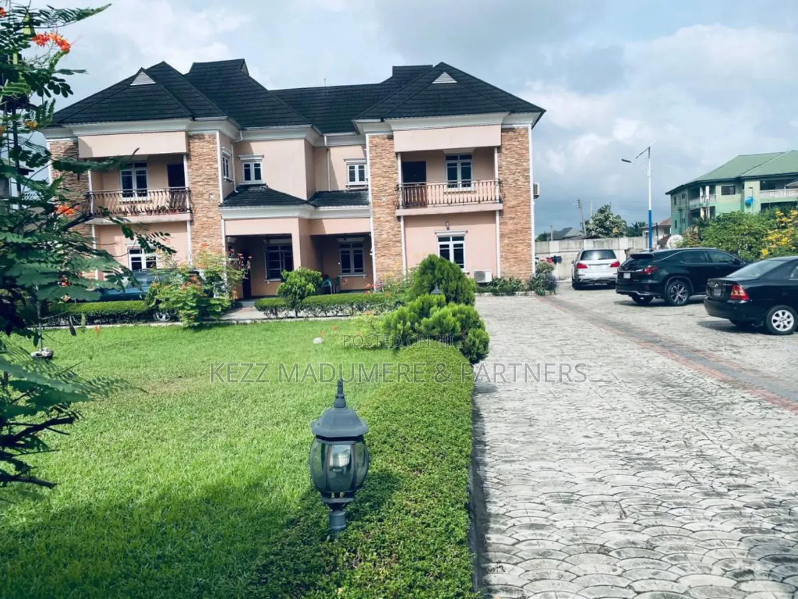 5bdrm Duplex in New Gra , Port for sale in Port-Harcourt