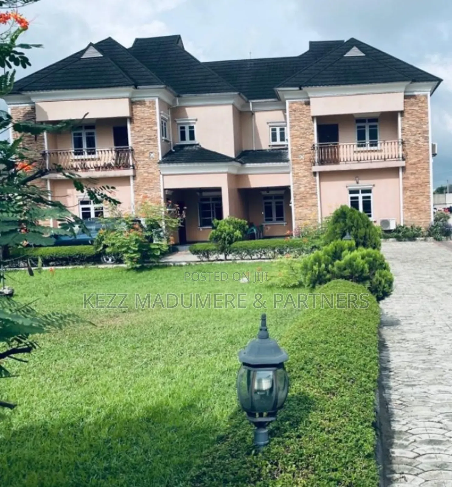 5bdrm Duplex in New Gra , Port for sale in Port-Harcourt