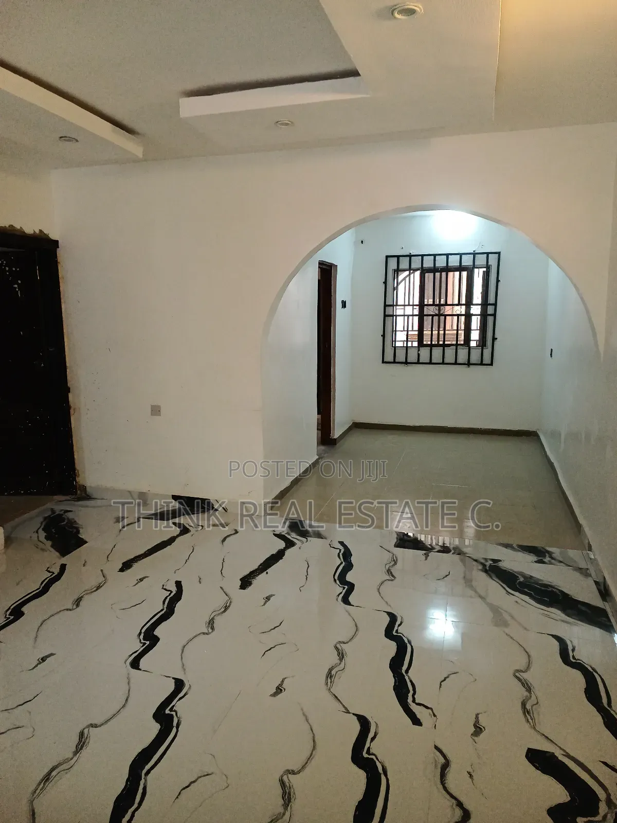 3bdrm House in Airport Road,Benin for rent in Benin City
