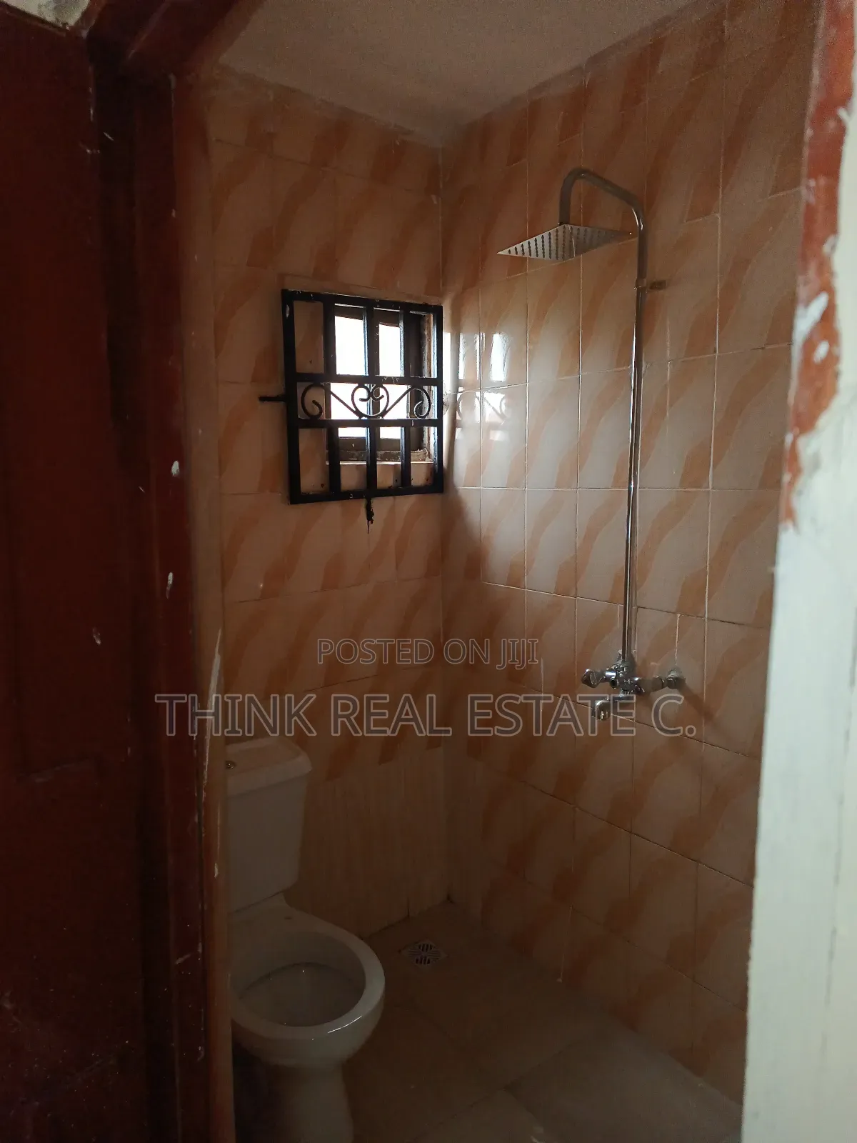 3bdrm House in Airport Road,Benin for rent in Benin City