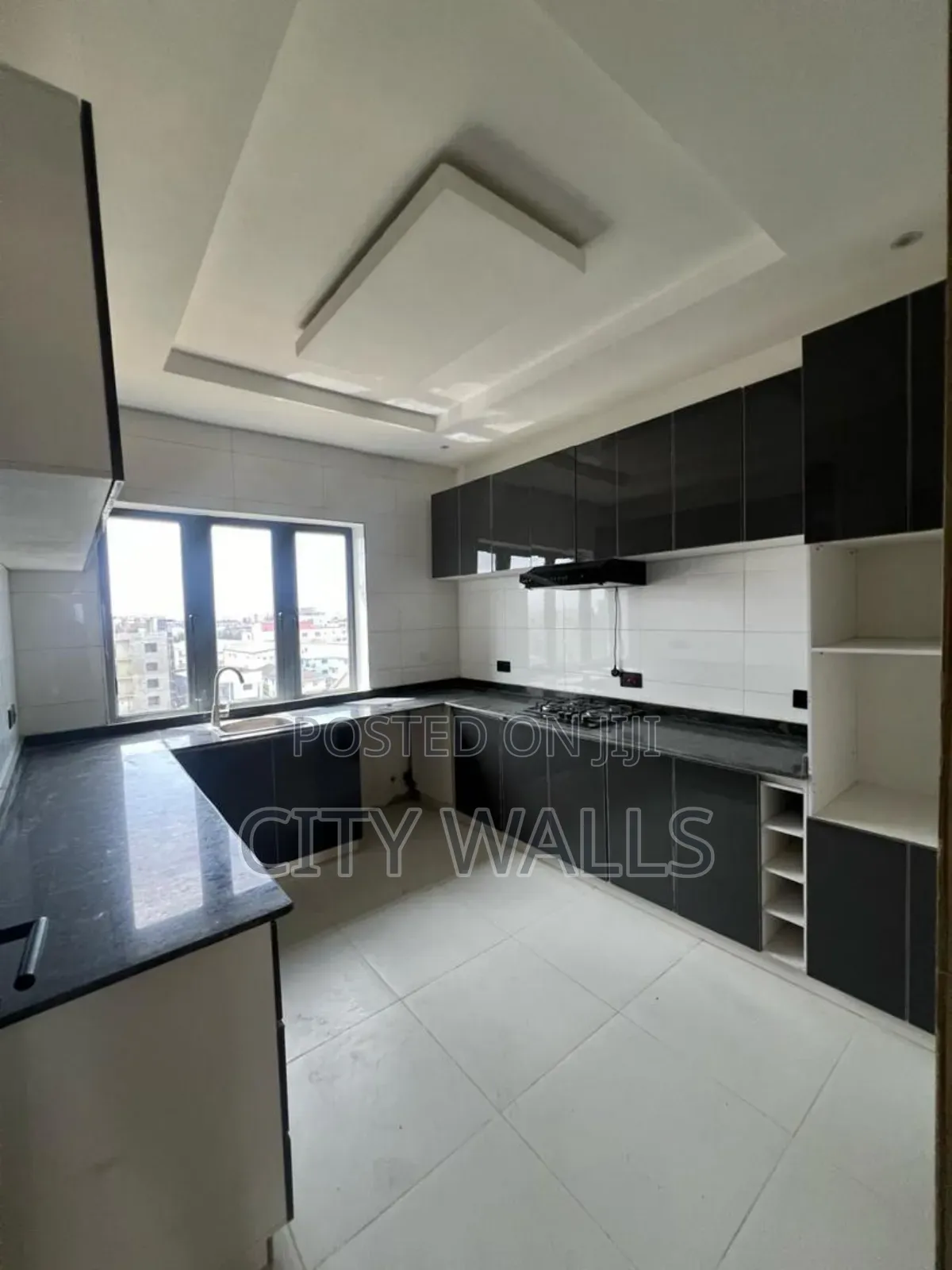 3bdrm Maisonette in Lekki Phase 1 for rent in Lekki Phase 1