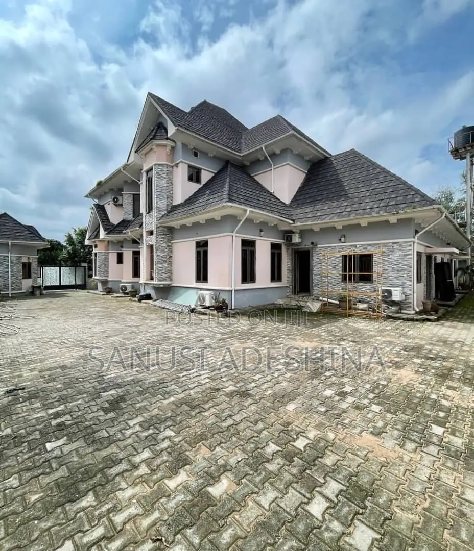 5bdrm Duplex in Gwarimpa Estate Fct, Gwarinpa for sale in Gwarinpa