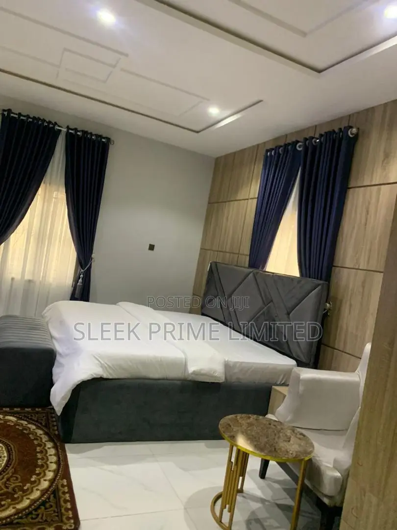 Furnished 16bdrm Villa in Apo Resettlement for sale in Apo Resettlement