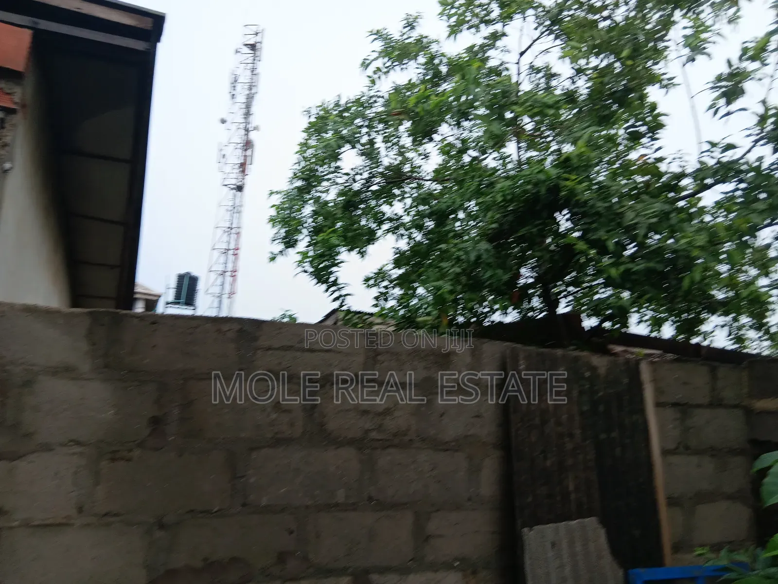 100 Acers Industrial Land Near Ogere Marke T in Obafemi-Owode