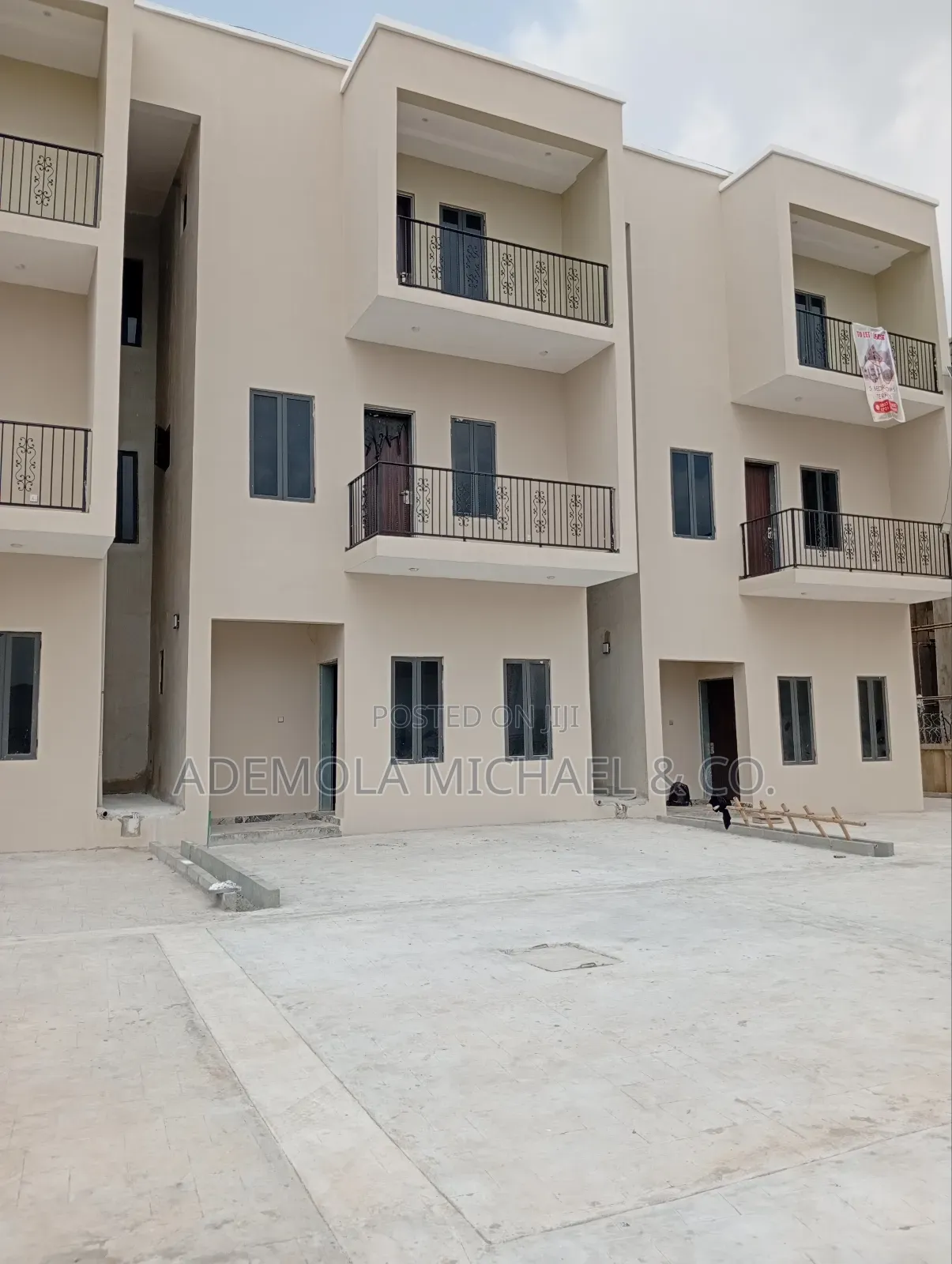 5bdrm Duplex in Mabushi for rent in Mabushi