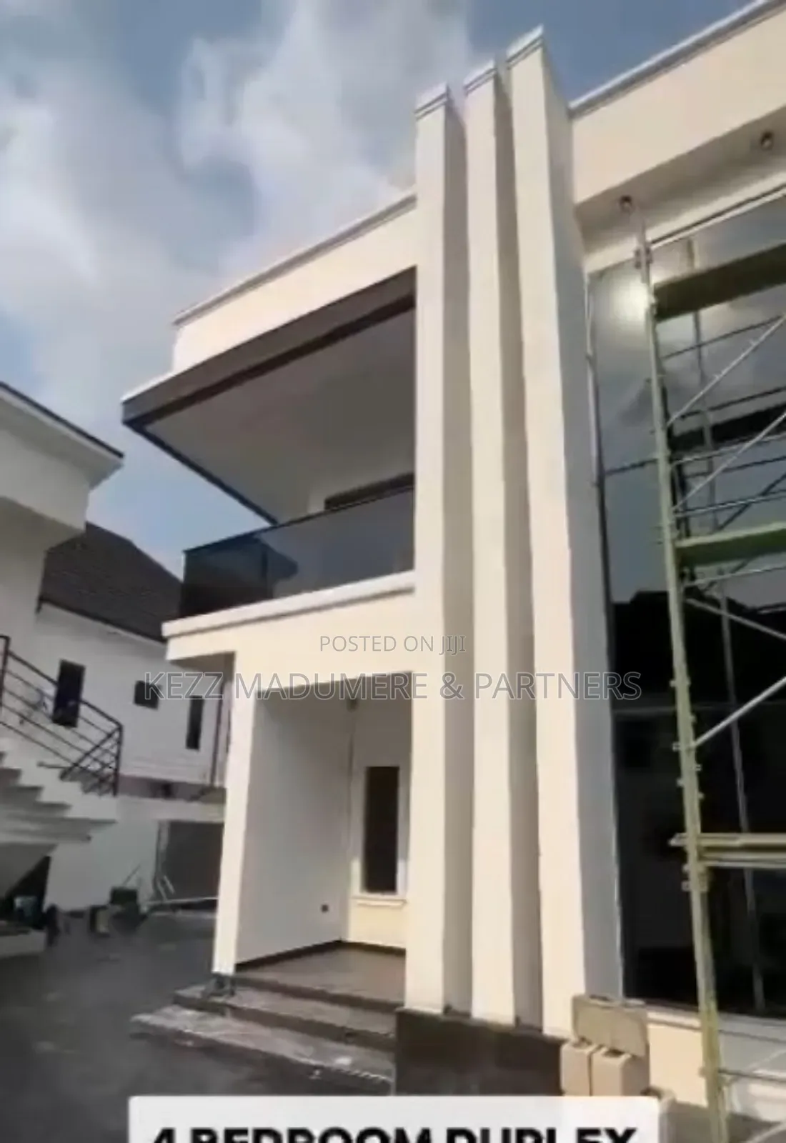 4bdrm Duplex in Off Dr Peter Odili for sale in Port-Harcourt