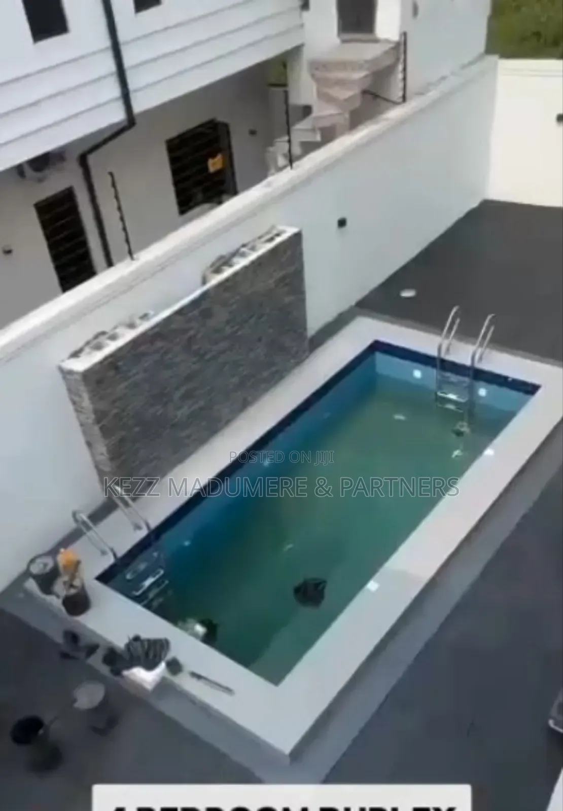 4bdrm Duplex in Off Dr Peter Odili for sale in Port-Harcourt