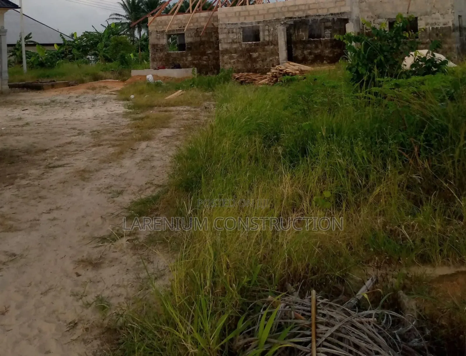 Lands for Sale at Onihale Abeokuta Expressway Way. in Ifo