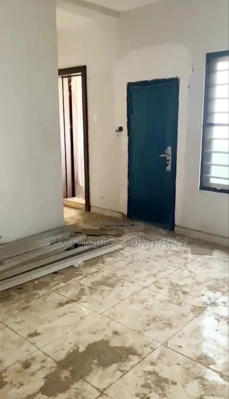 3bdrm Block of Flats in Yaba Gra, Jibowu for sale in Jibowu