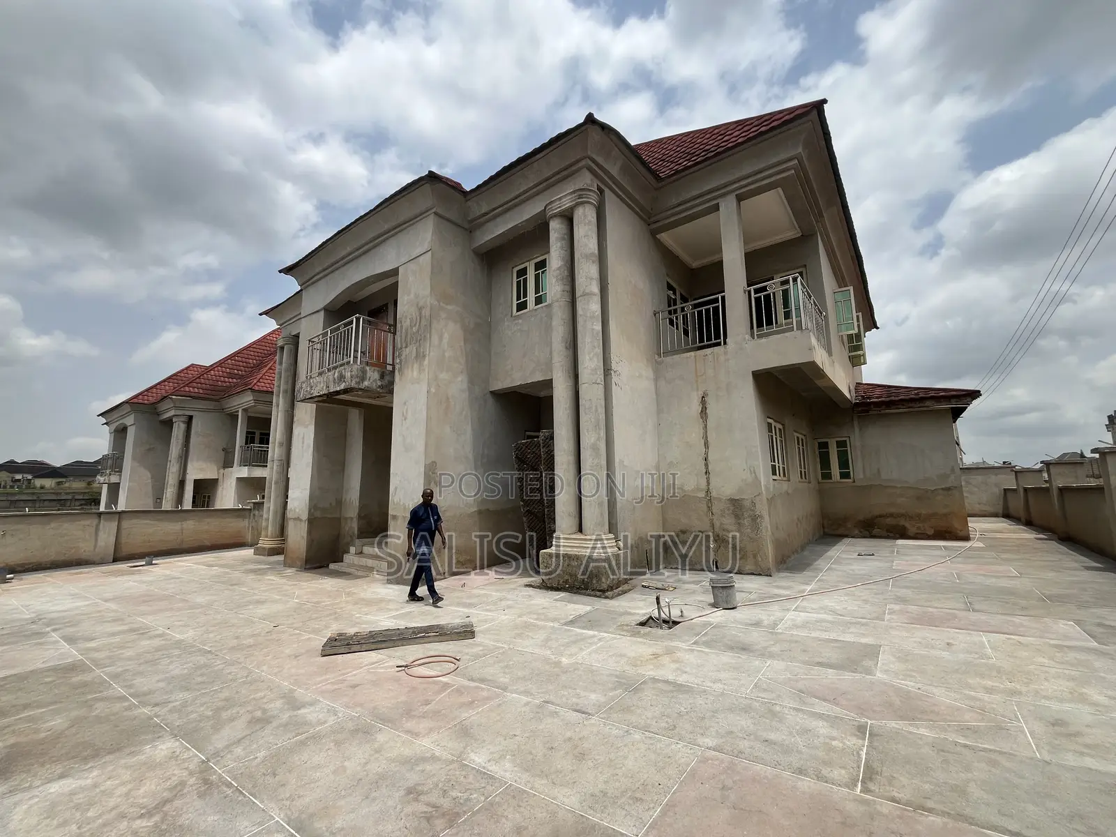 5bdrm Duplex in Lokogoma for sale in Lokogoma