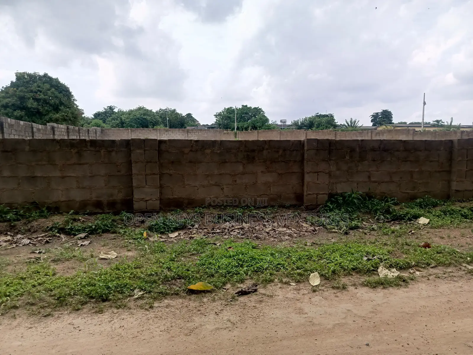 A Fenced Residential Land Measuring 848sqm in an Estate in Rind Road