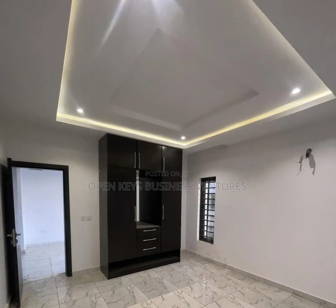 Furnished 3bdrm Duplex in Carlton Gate Estate, Akobo for sale in Akobo