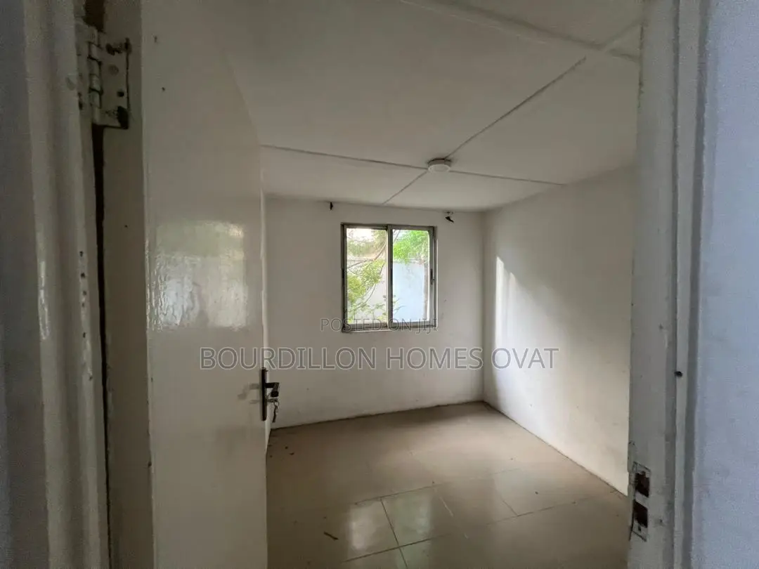 2bdrm Apartment in Lekki Phase 1 for rent in Lekki Phase 1