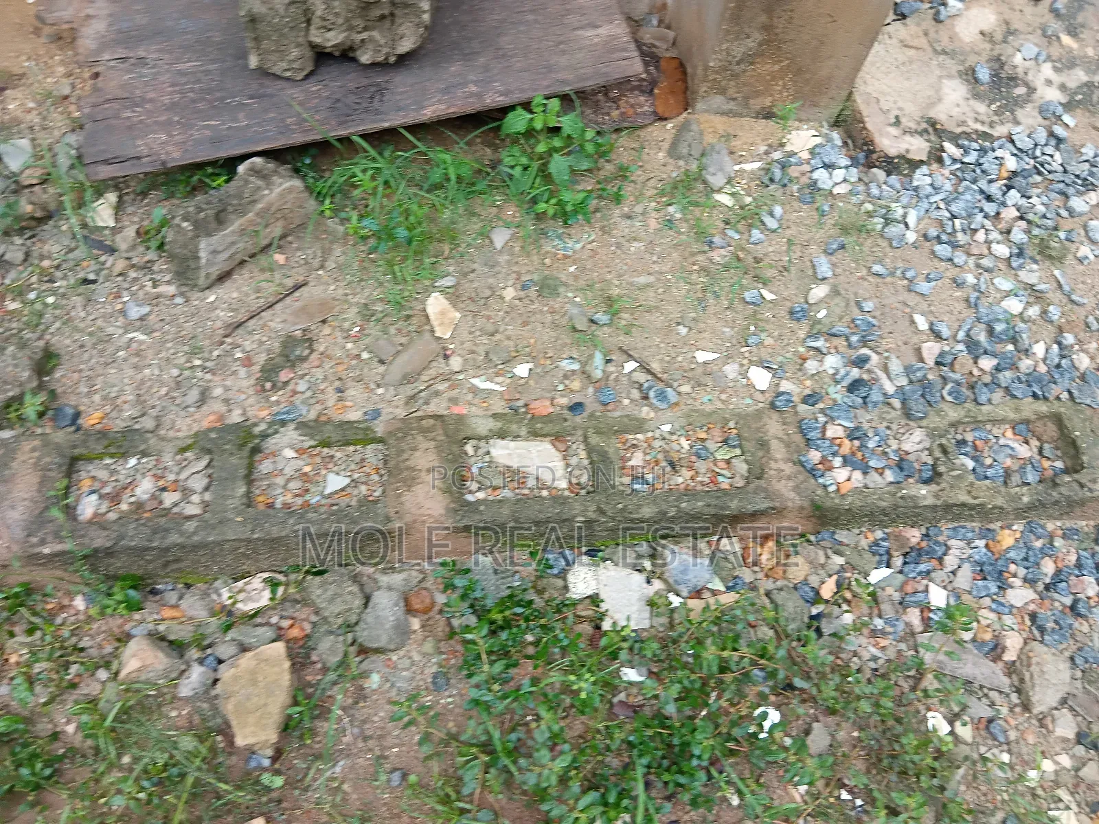 4100sqm Barreland Bidhop Oluwale Victoria Island in Victoria Island