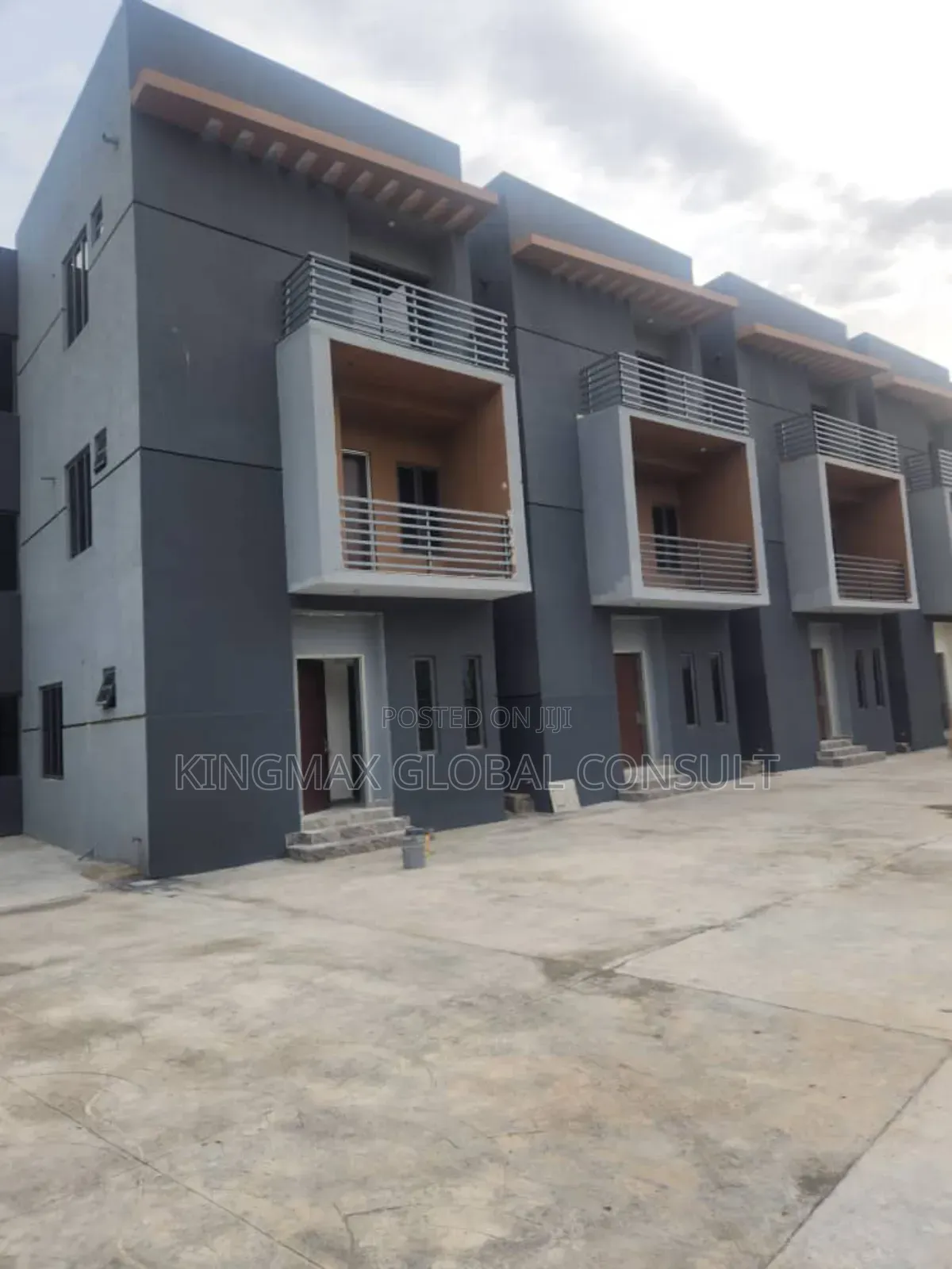 Furnished 4bdrm Duplex in Jabi Main for sale in Jabi