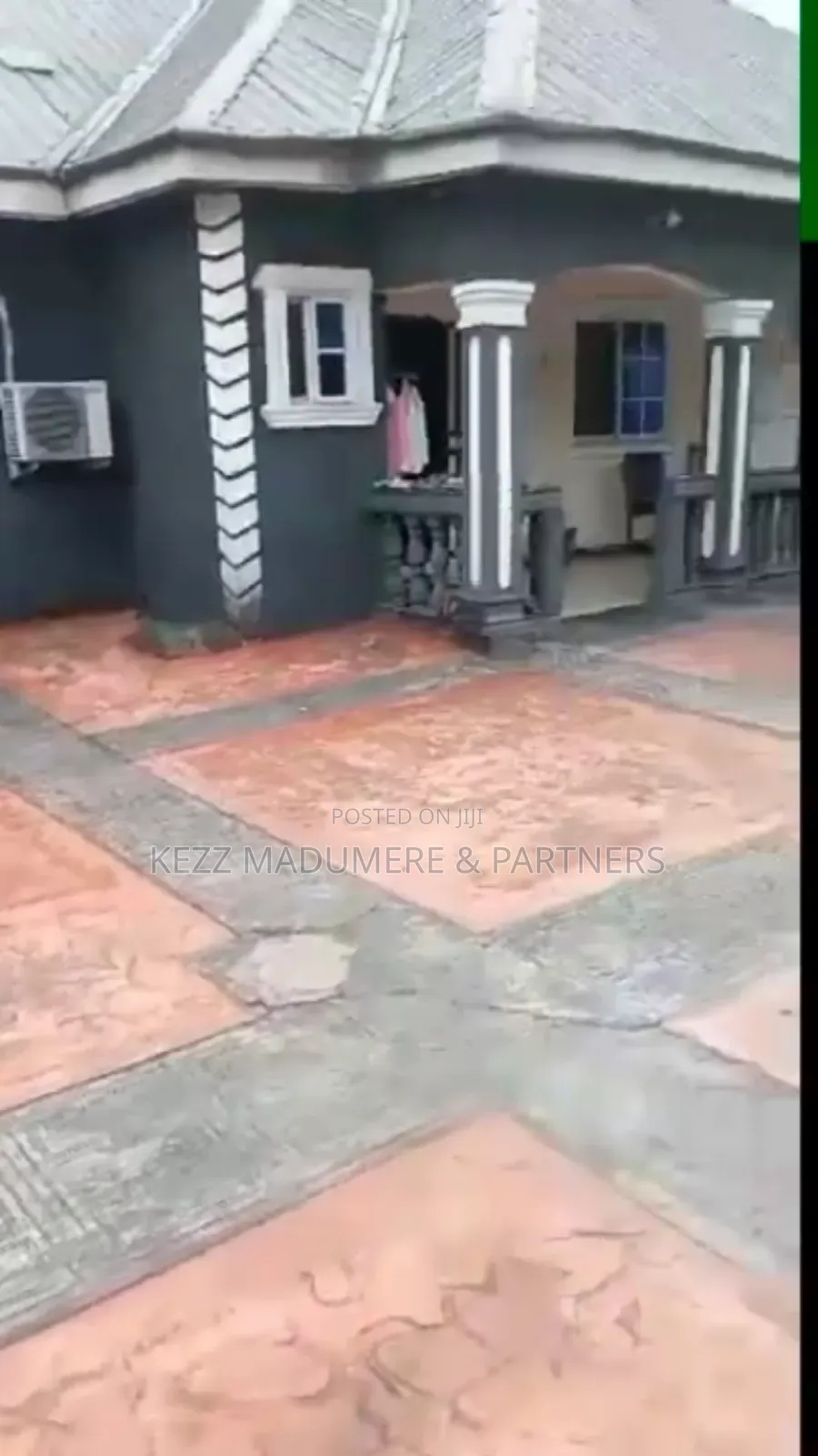 3bdrm Bungalow in Rumuehinwo Estate for sale in Port-Harcourt