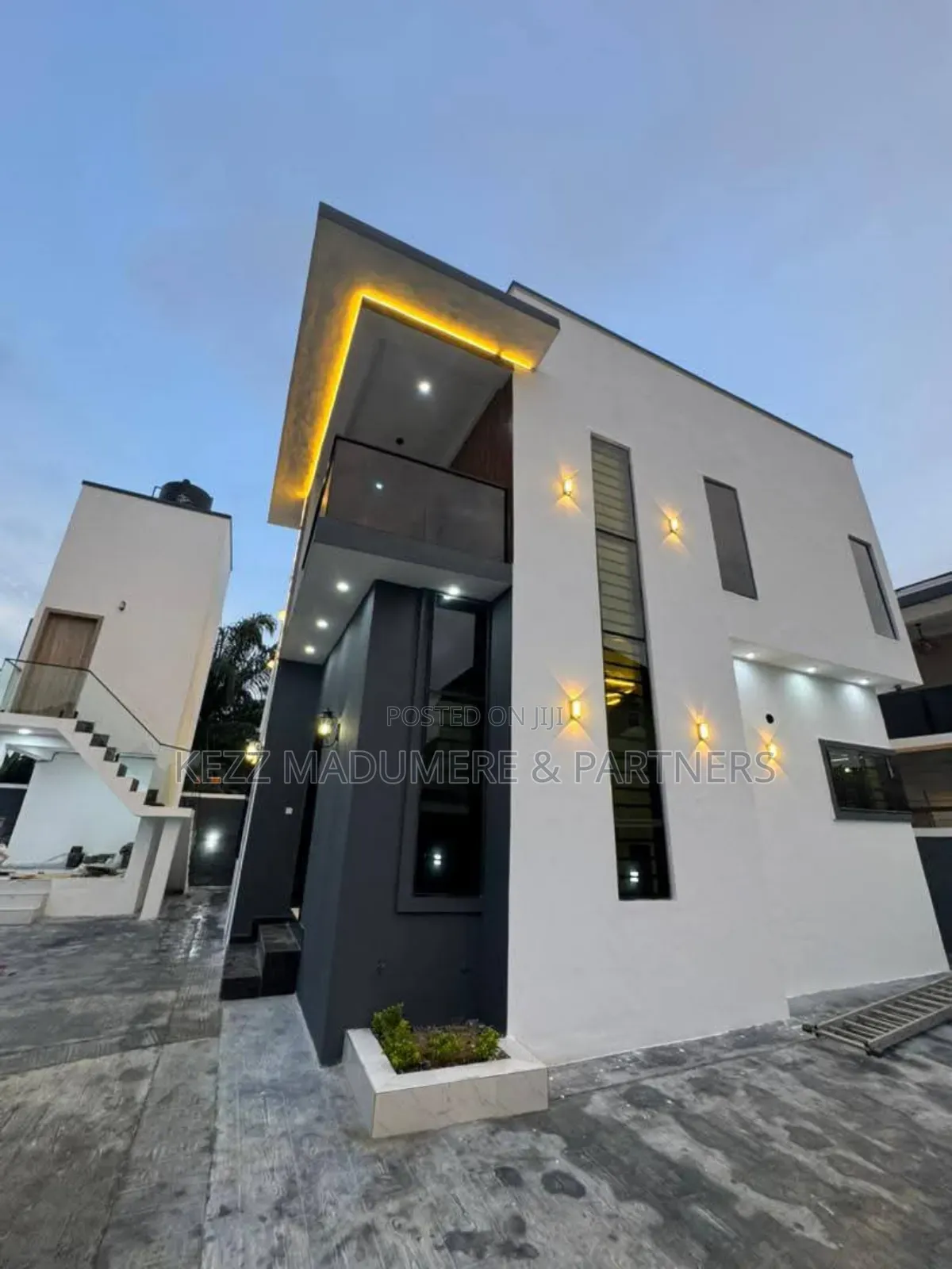 4bdrm Duplex in Shell Cooperative, Port-Harcourt for sale in Port-Harcourt