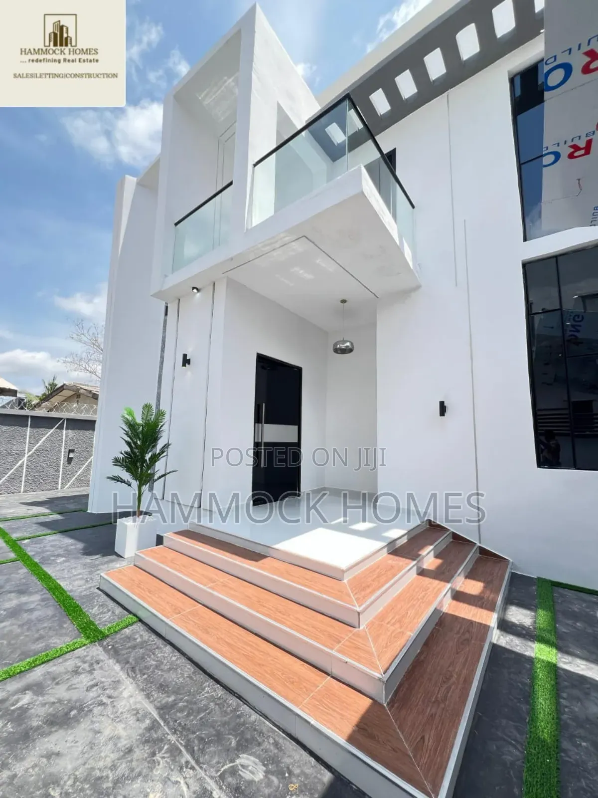5bdrm Duplex in Oluyole Estate for sale in Oluyole Estate