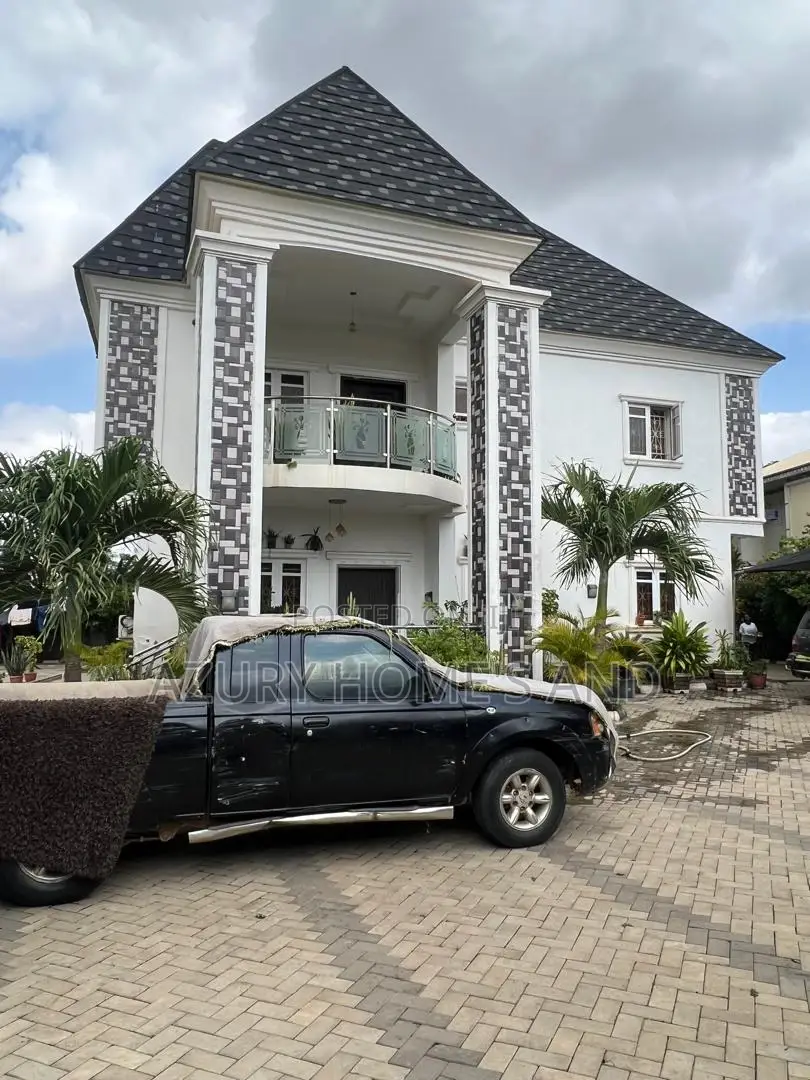 4bdrm Duplex in Abacha Road Estate, Mararaba for sale in Mararaba