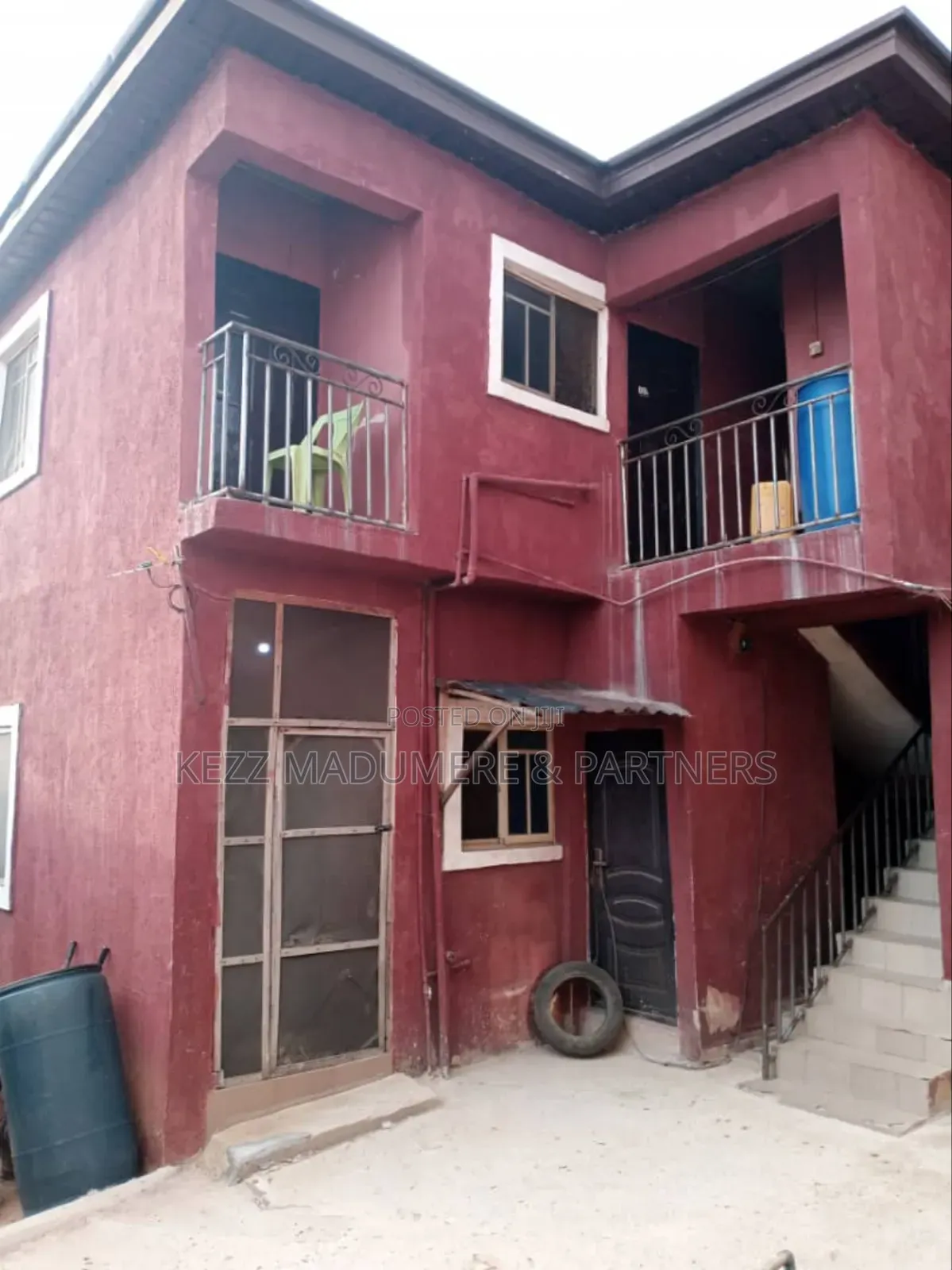 4bdrm Block of Flats in Near Golden Guinea for sale in Umuahia