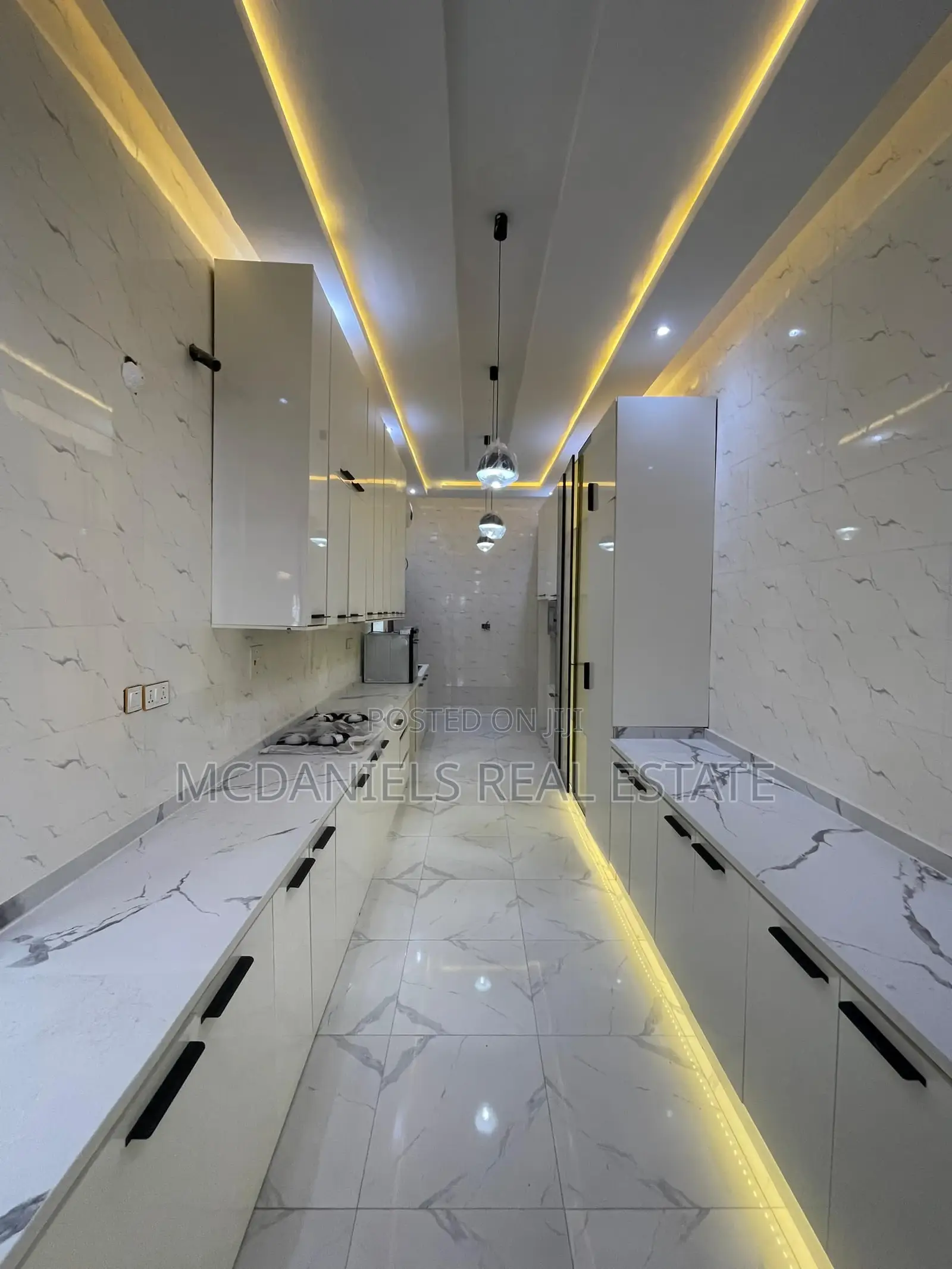 4bdrm Duplex in VGC / Ajah for sale in VGC / Ajah