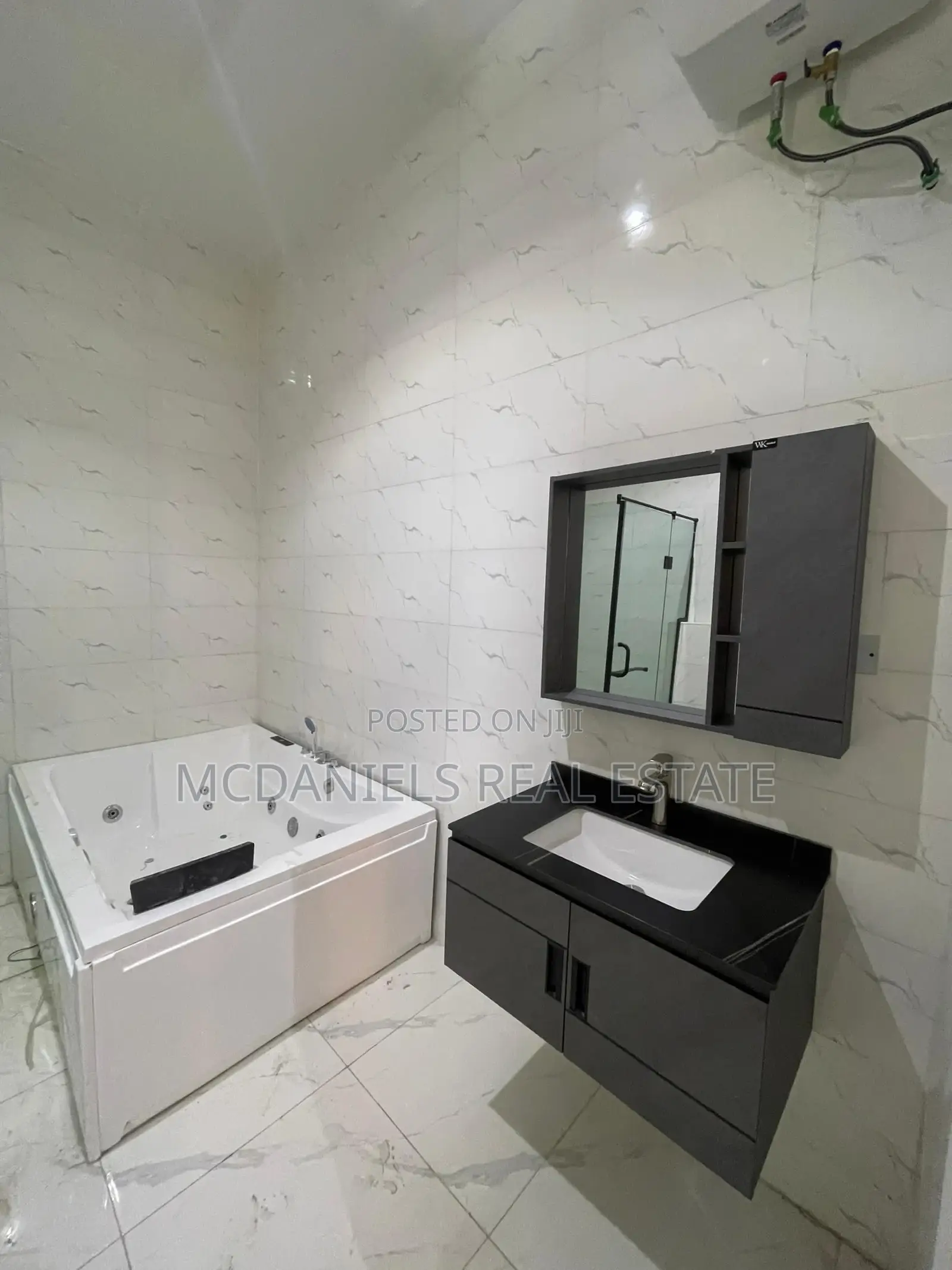 4bdrm Duplex in VGC / Ajah for sale in VGC / Ajah