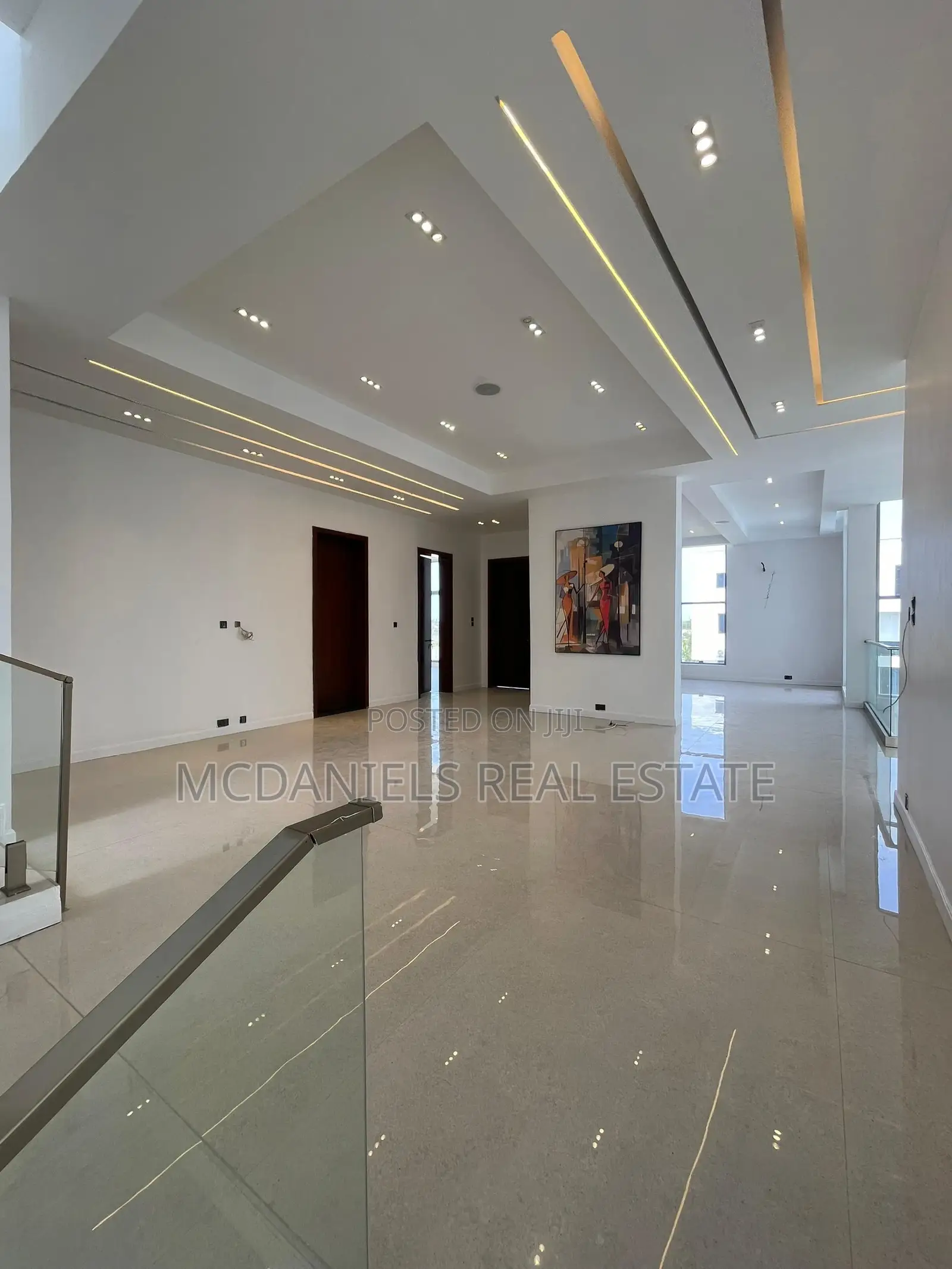 5bdrm Duplex in Osapa london for sale in Osapa london
