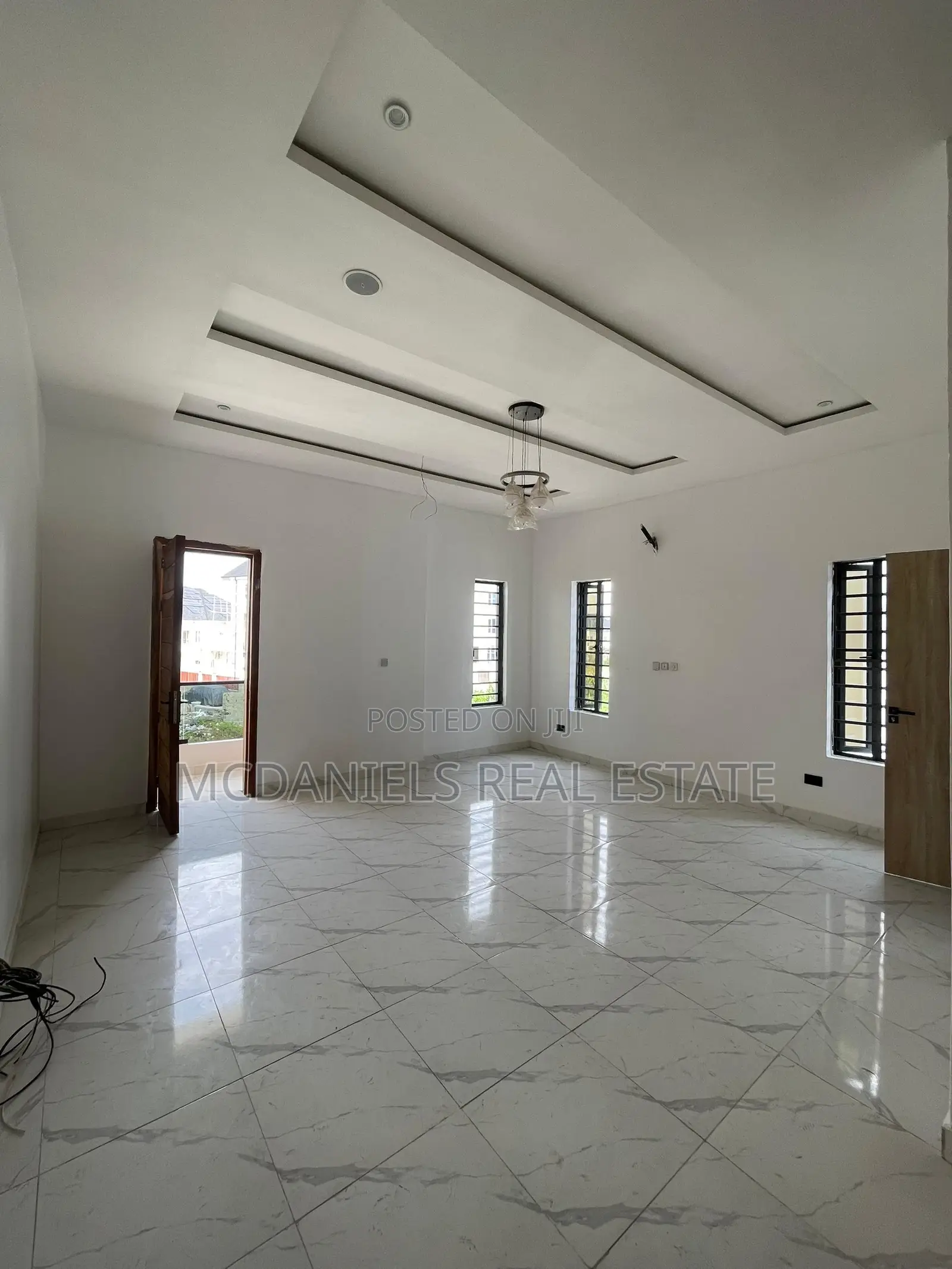 4bdrm Duplex in Ikota for sale in Ikota
