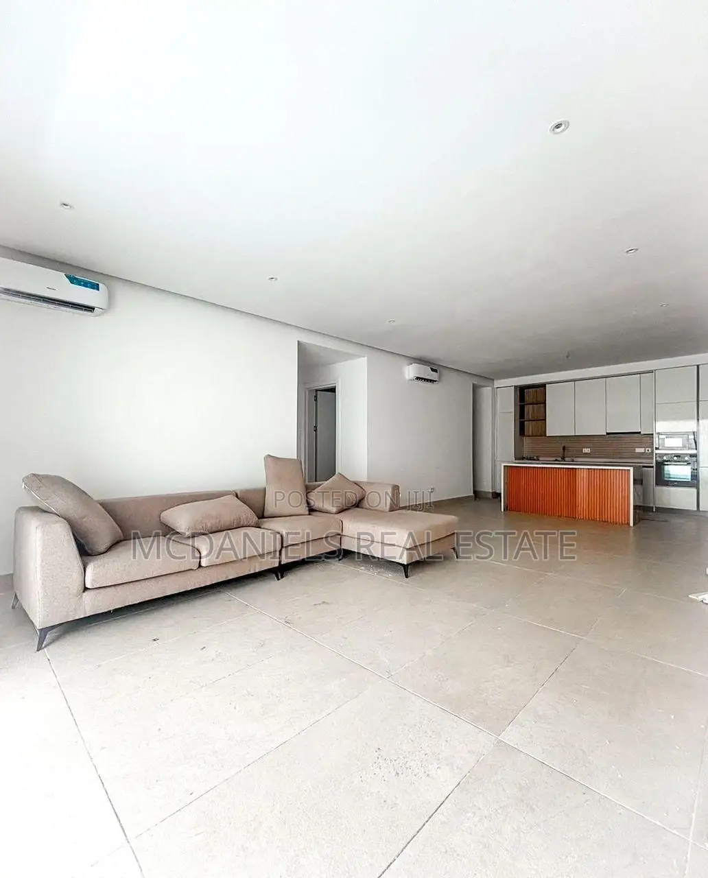 2bdrm Apartment in Adeola Odeku for sale in Adeola Odeku