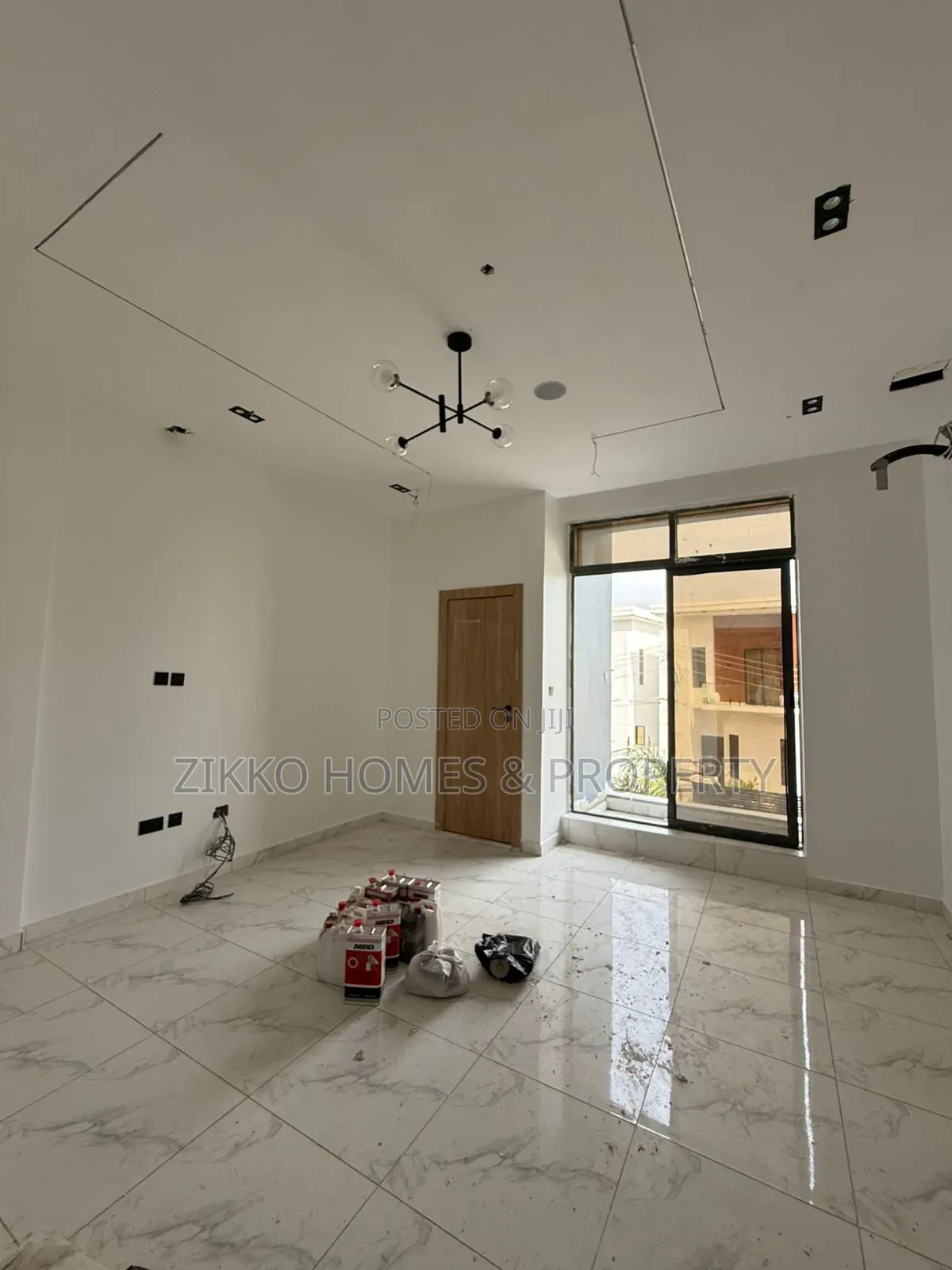 2bdrm Apartment in Ologolo Lekki for sale in Lekki