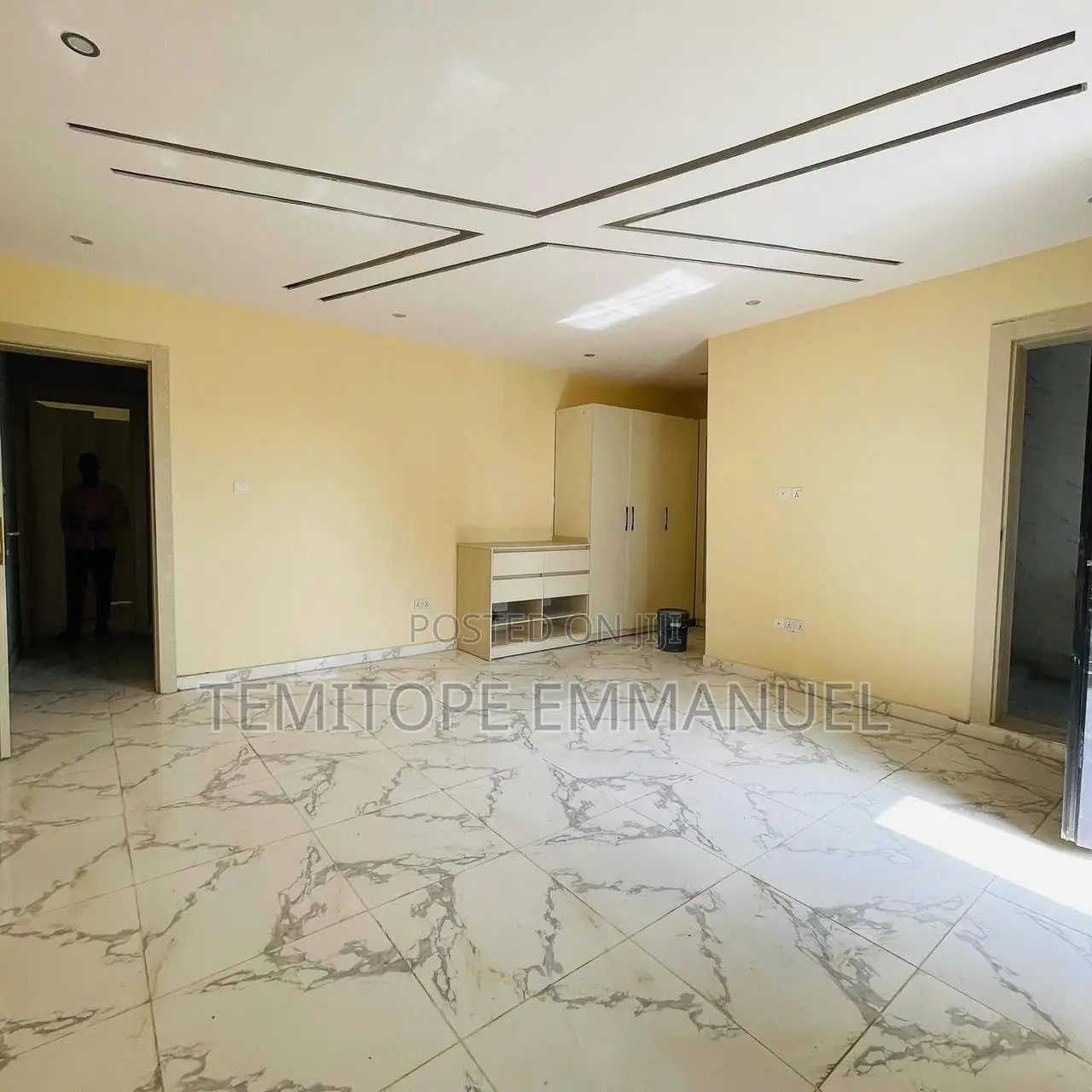 Furnished 4bdrm Duplex in Anthony Village for sale in Anthony Village